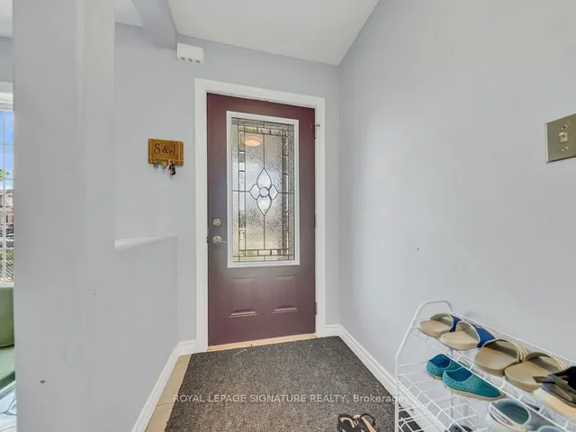 31 Ingram Dr, Guelph 3