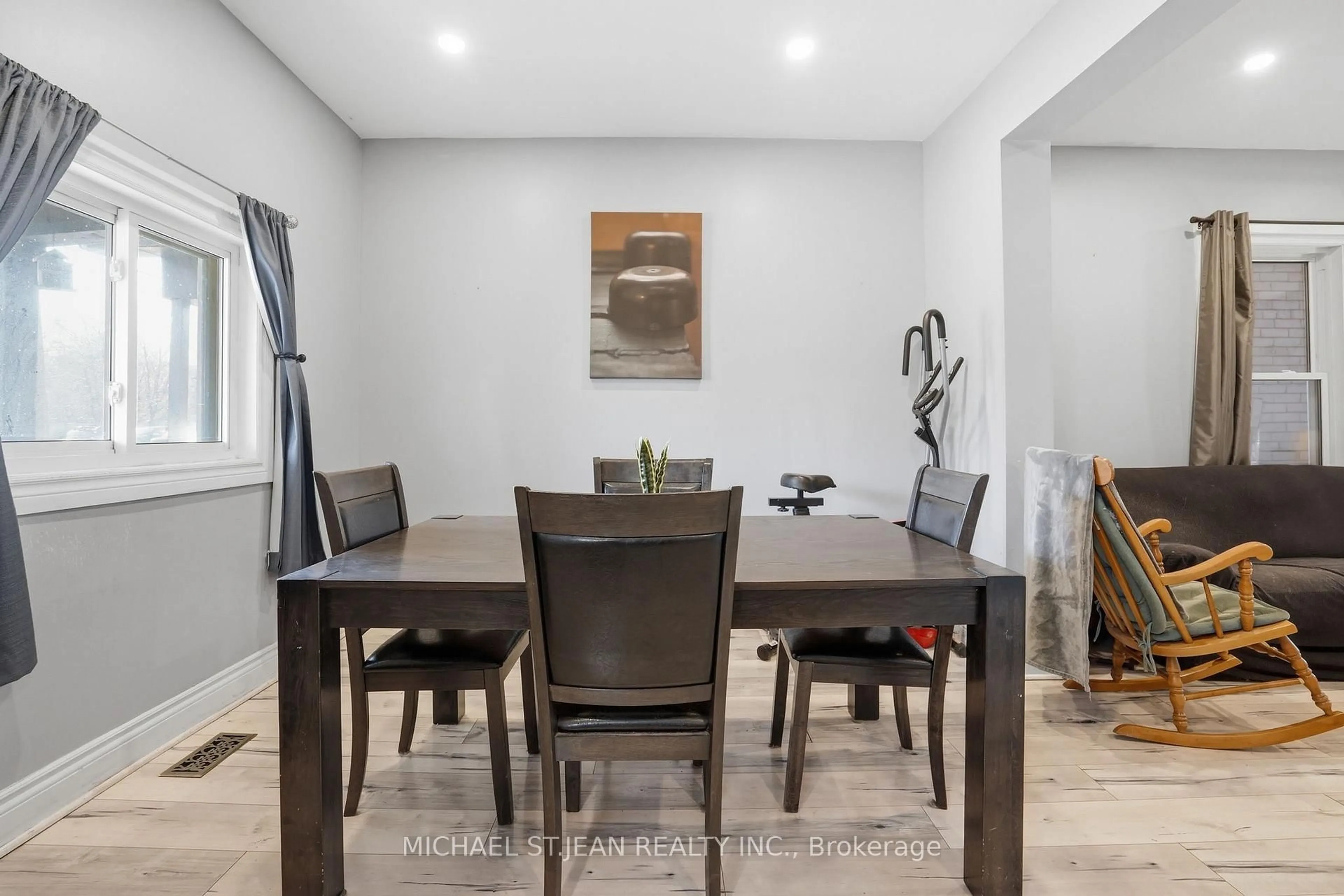 Dining room, unknown for 75 Niagara St, Hamilton Ontario L8L 6A4