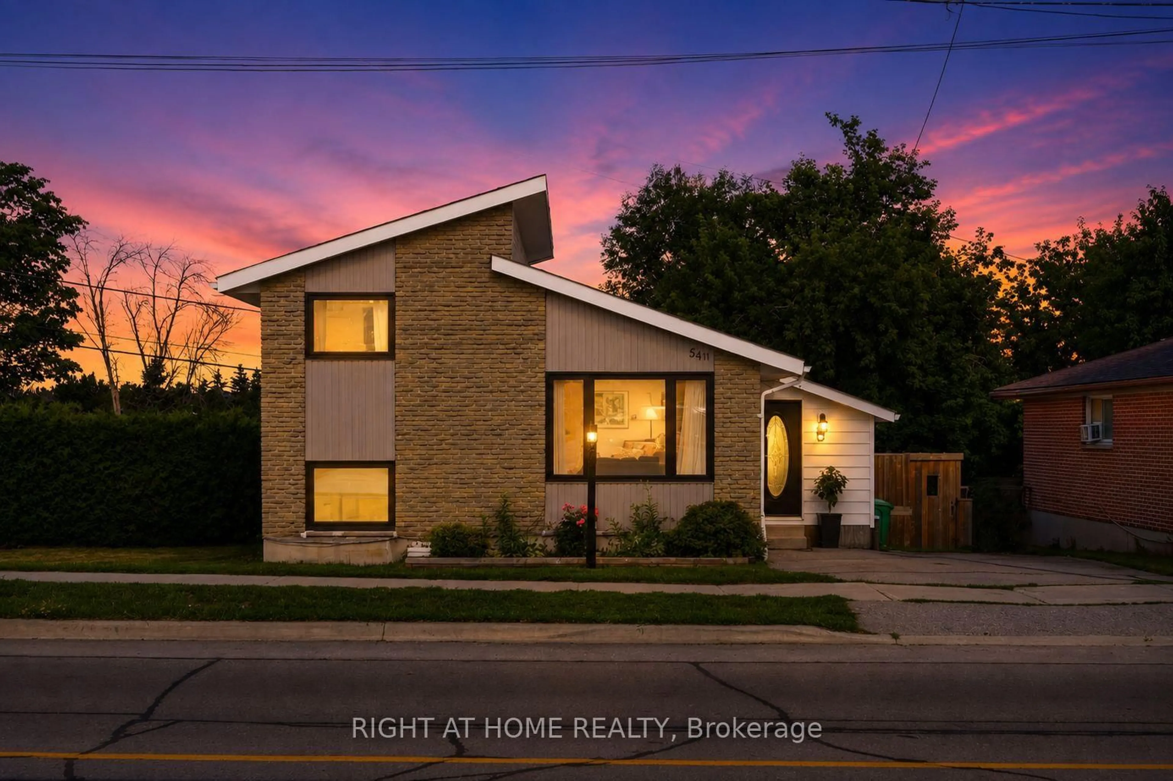 Home with brick exterior material, street for 541 River Rd, Peterborough Ontario K9J 1E6