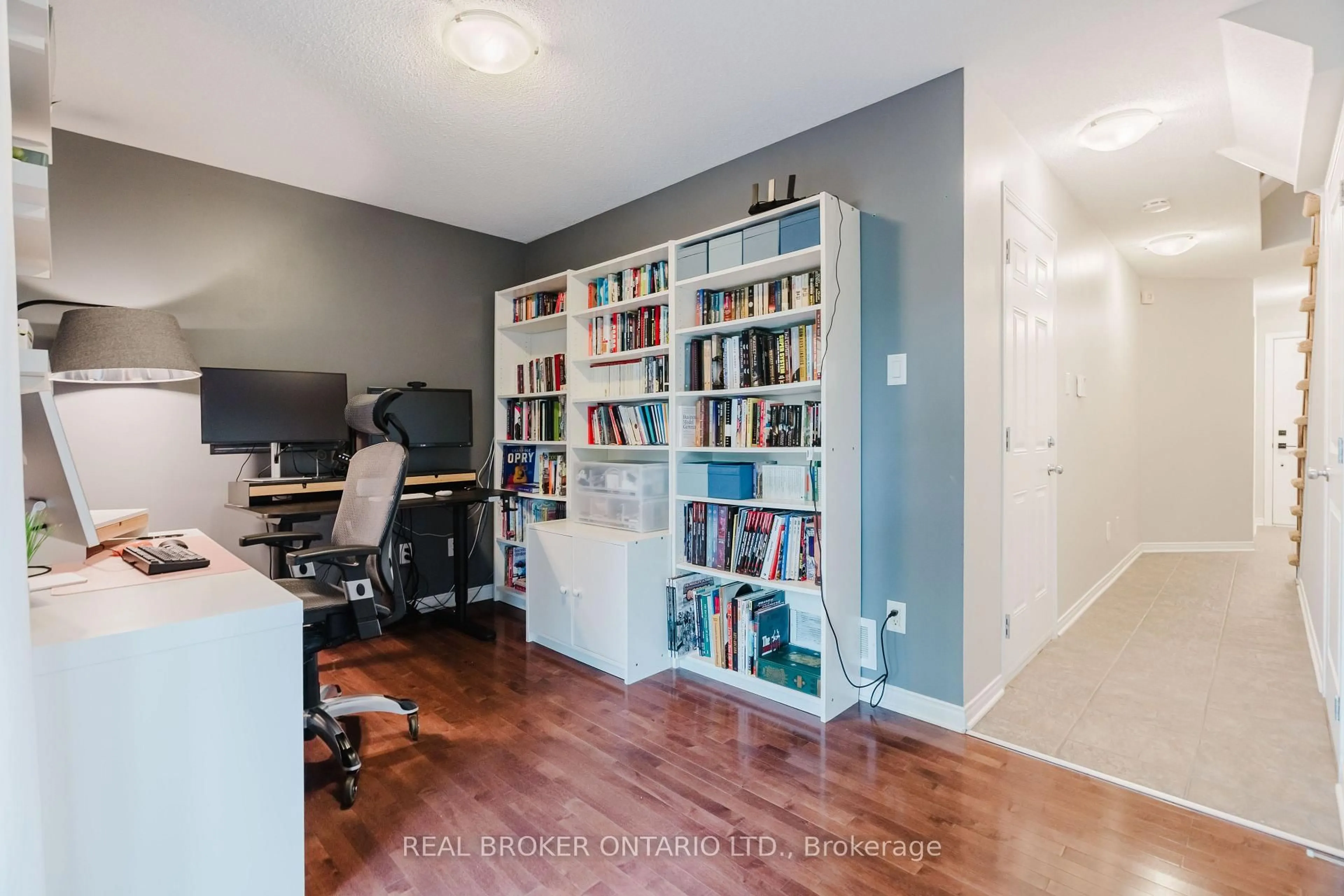 A pic of a room for 88 Songbird Private, Ottawa Ontario K2H 0A2