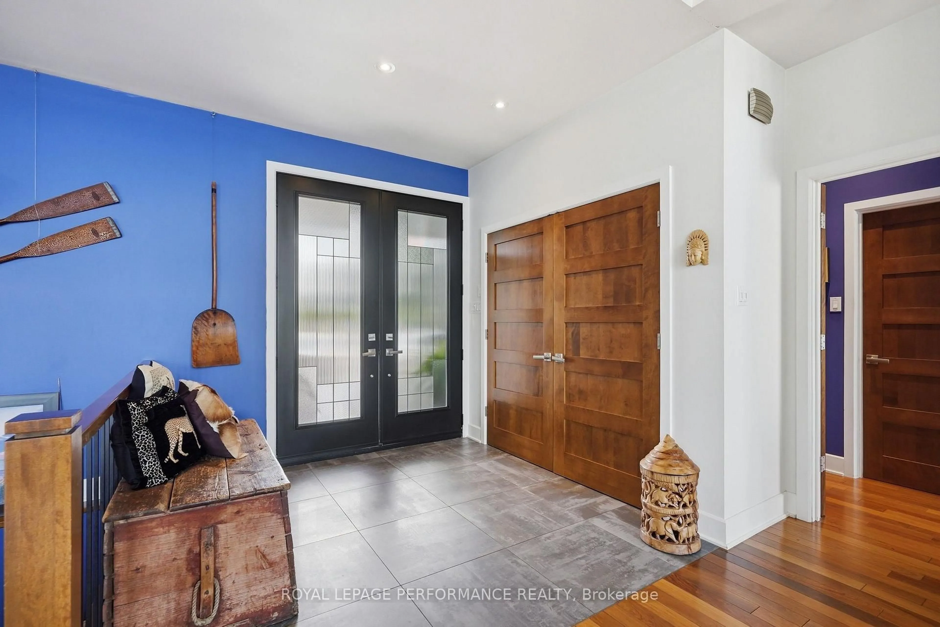 Indoor entryway for 263 Du Domaine Rd, Alfred and Plantagenet Ontario K0B 1J0