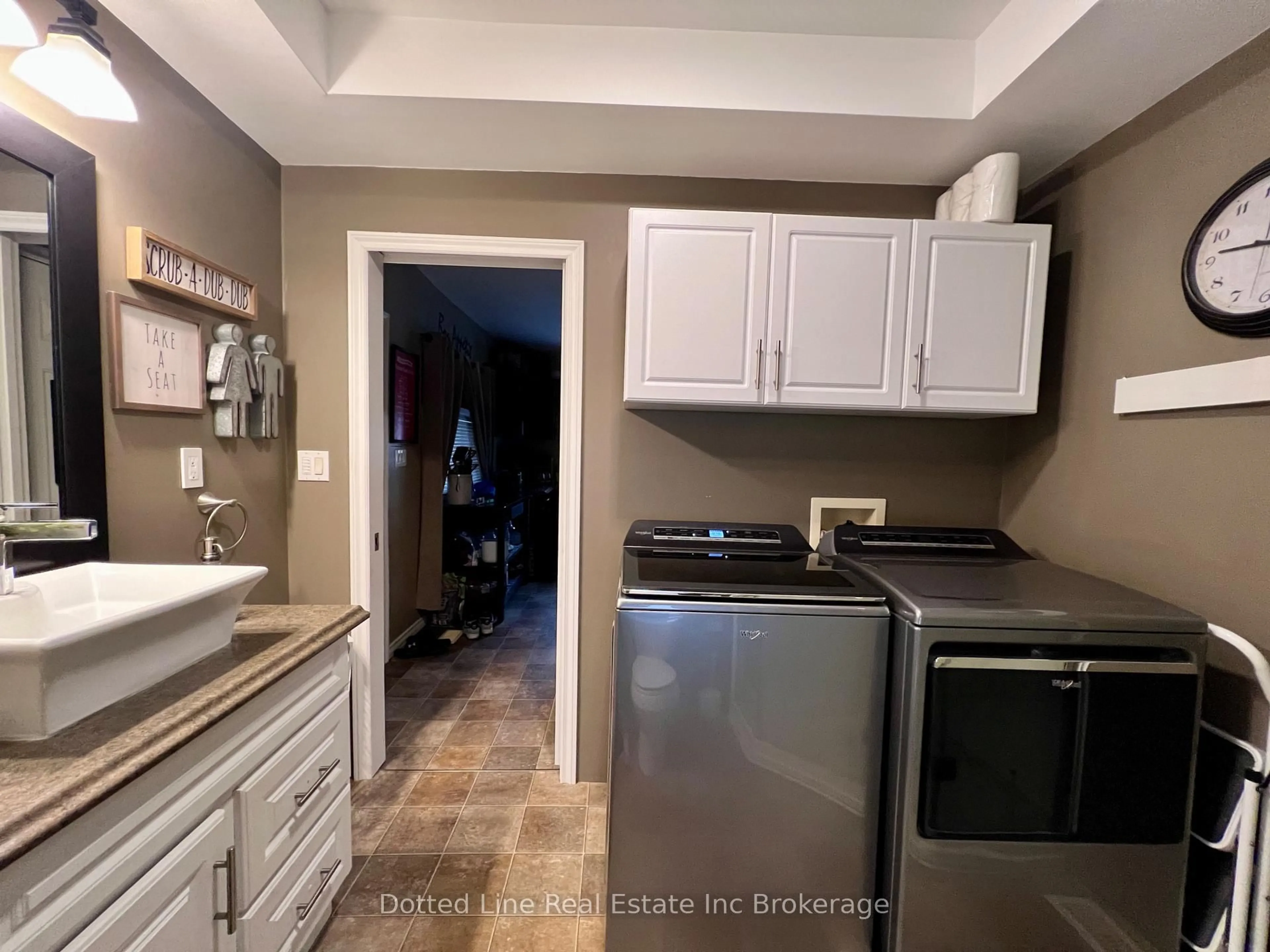 Unknown for 19 Wolf St, Tillsonburg Ontario N4G 1S2
