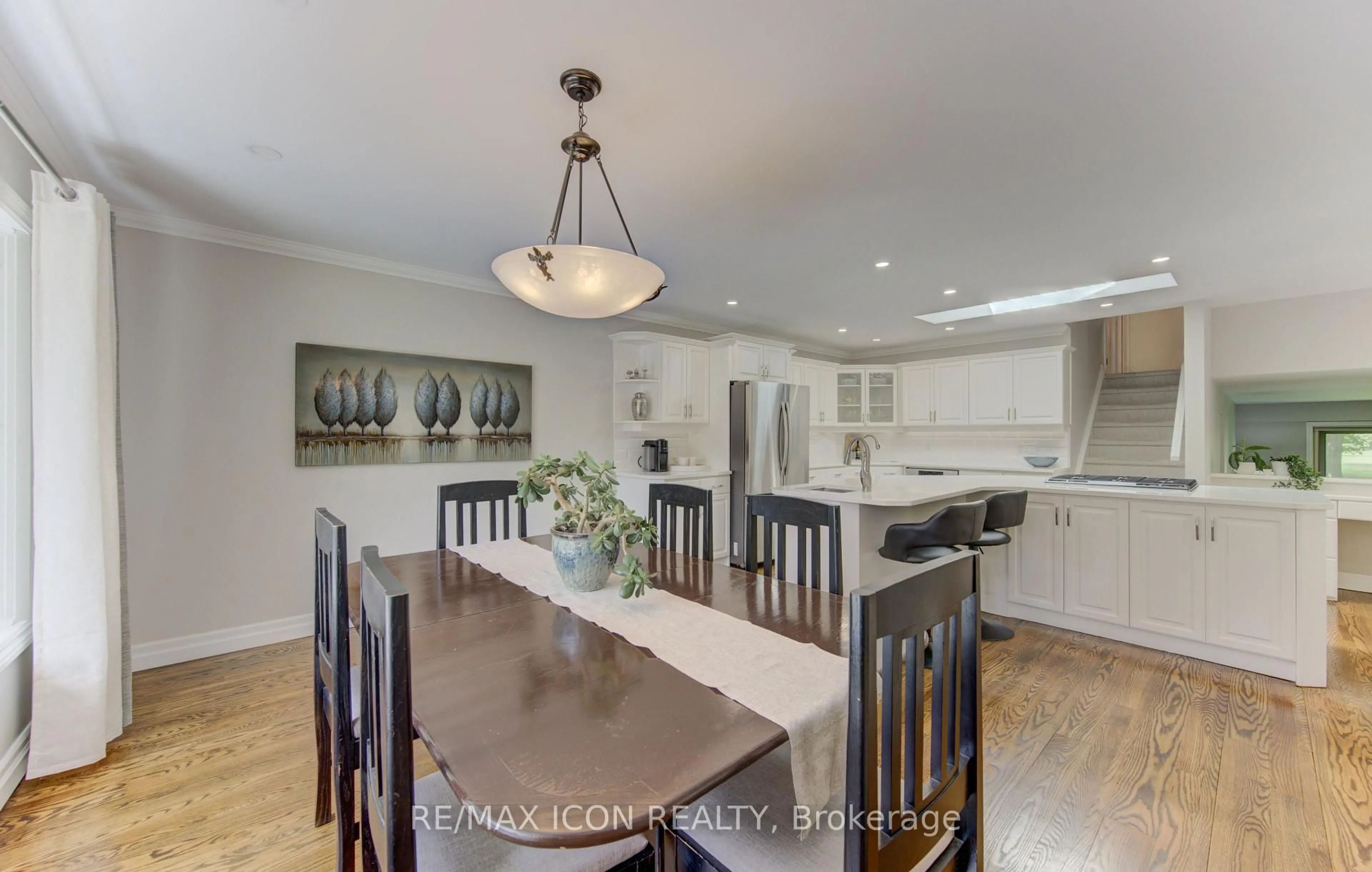 Open concept kitchen, unknown for 93 Briargate Dr, Kitchener Ontario N2E 2J4