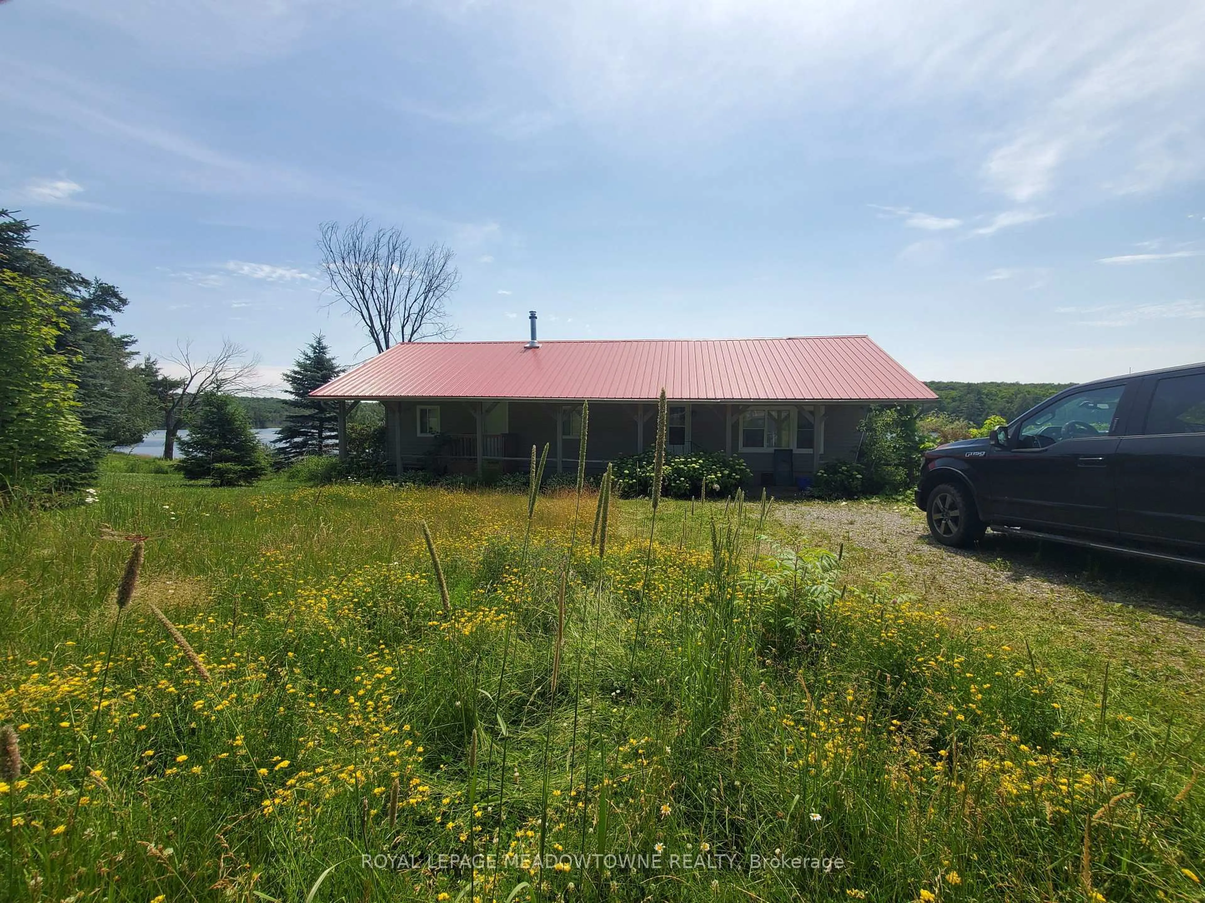 A pic from outside/outdoor area/front of a property/back of a property/a pic from drone, building for 9521 Highway 522 Frwy, Parry Sound Remote Area Ontario P0H 1A0