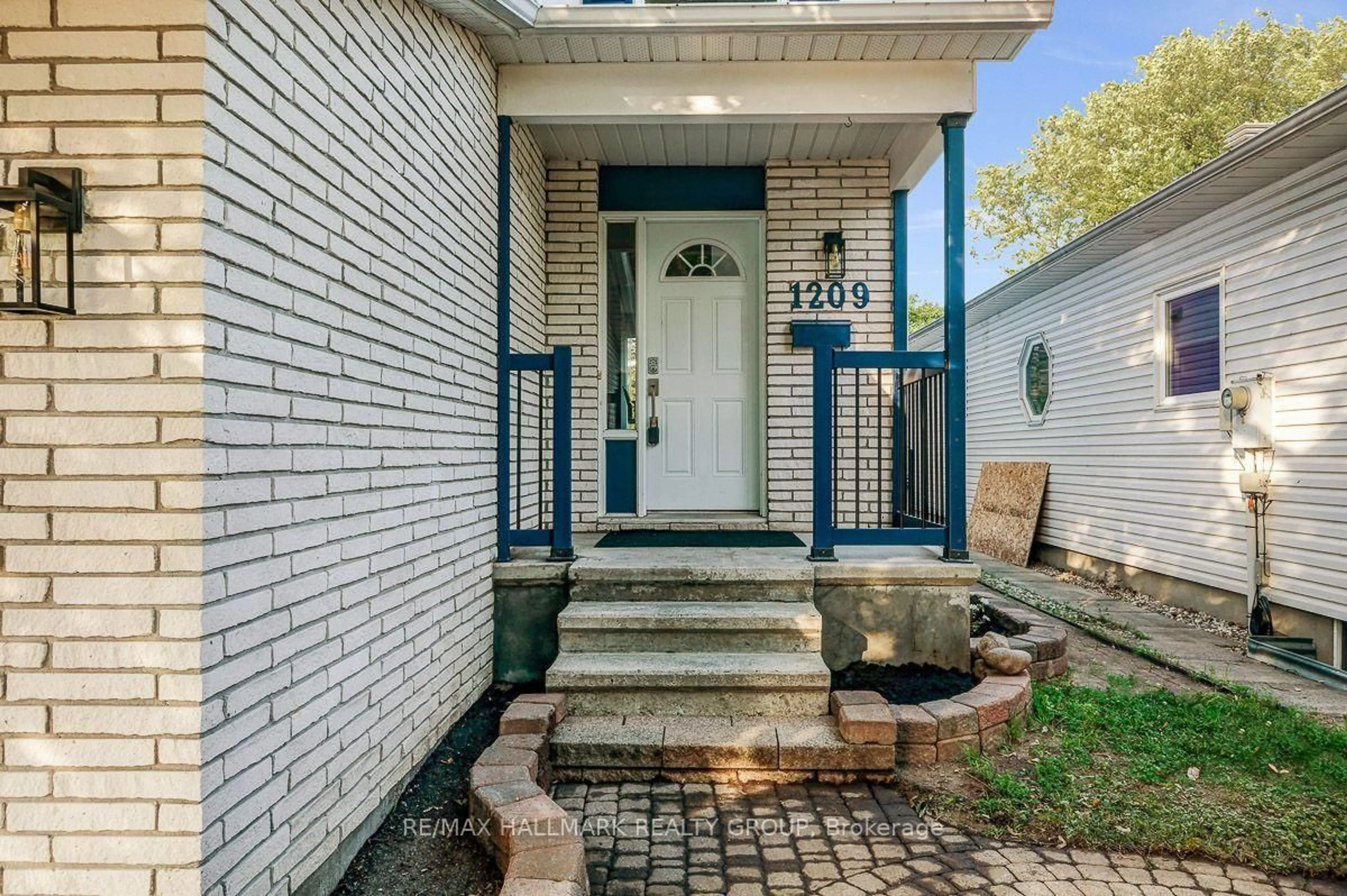 Home with brick exterior material, street for 1209 Whiterock St, Ottawa Ontario K1J 1A7