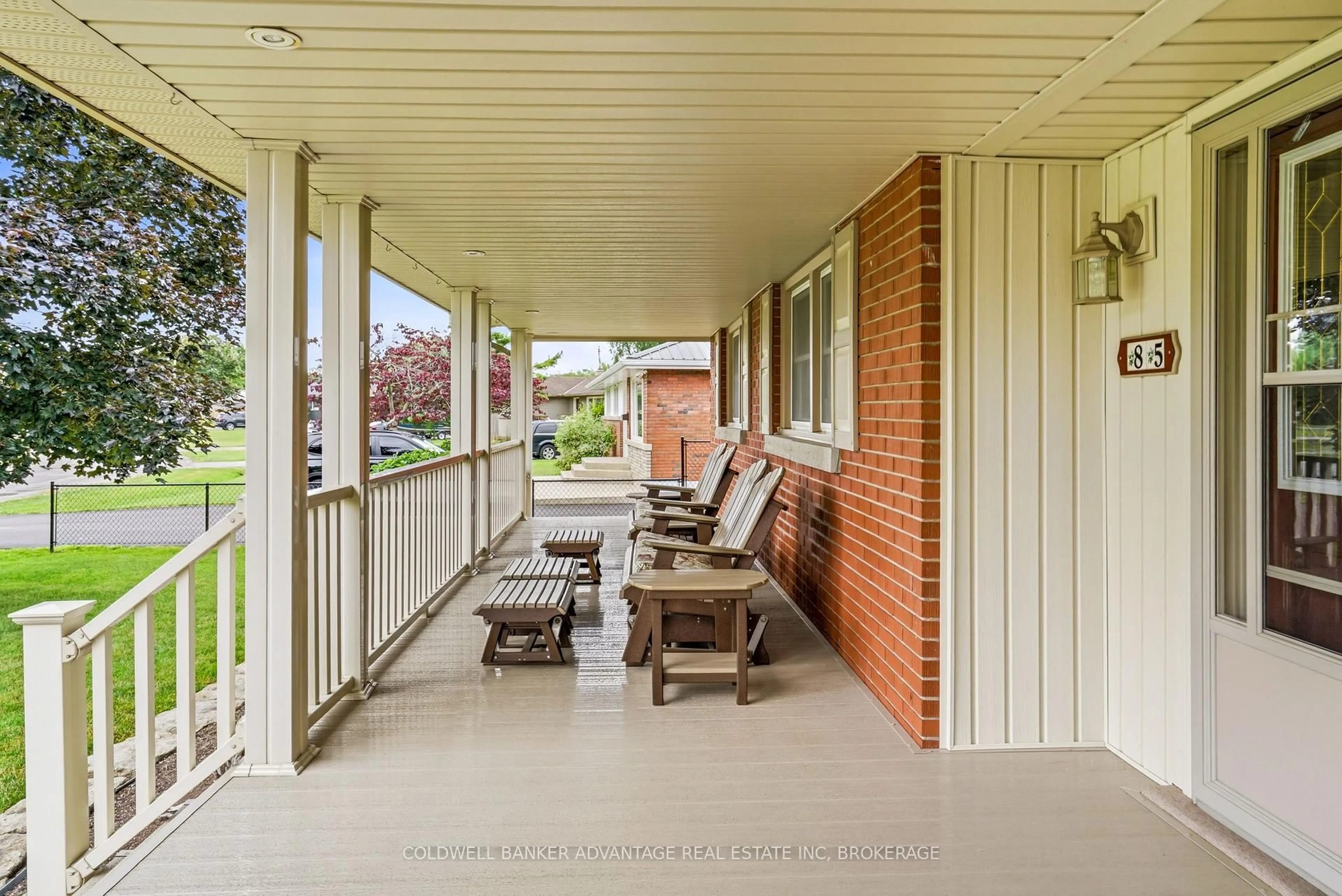 Patio, street for 85 James St, Welland Ontario L3B 5M2