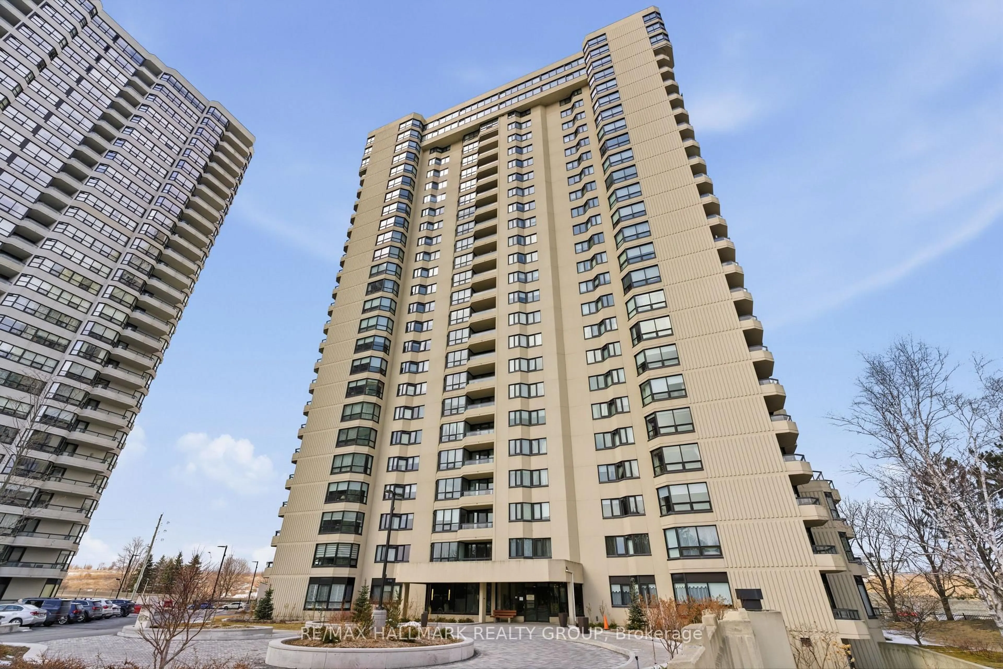 Unknown for 1500 RIVERSIDE Dr #202, Ottawa Ontario K1G 4J4