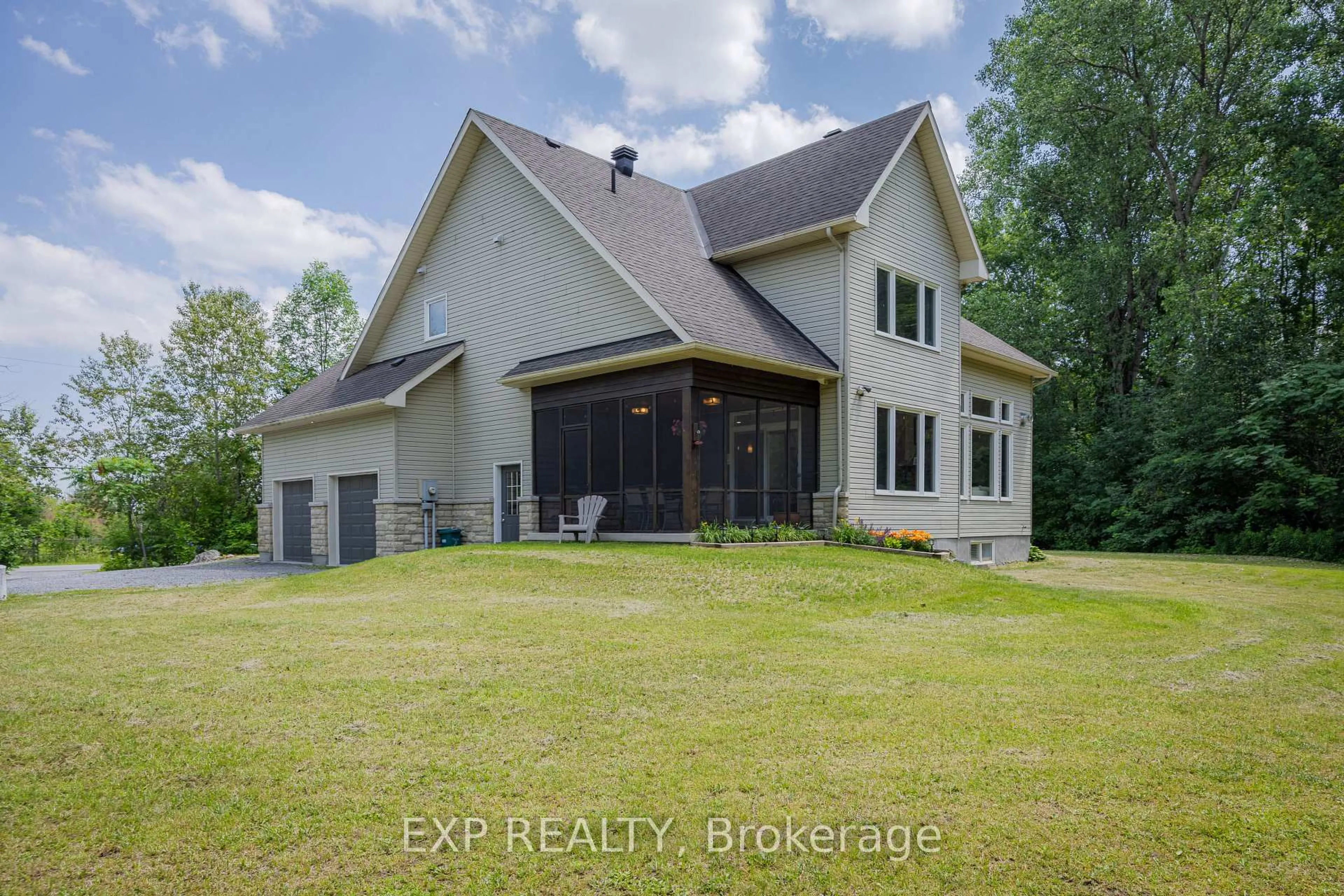 A pic from outside/outdoor area/front of a property/back of a property/a pic from drone, unknown for 635 WILLIAM MOONEY Rd, Carp Ontario K0A 1L0