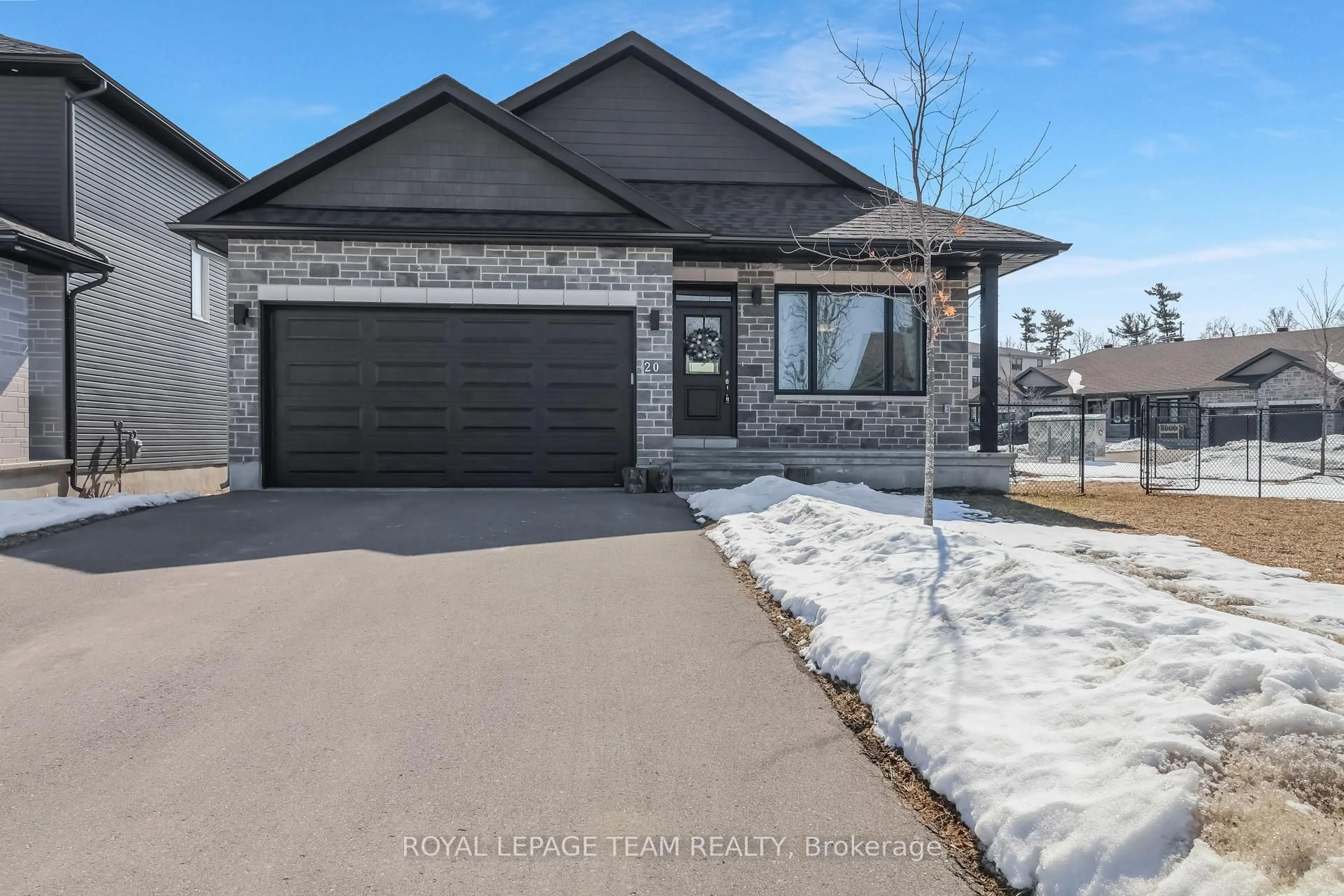 Home with brick exterior material, street for 20 Seabert Dr, Arnprior Ontario K7S 0H9
