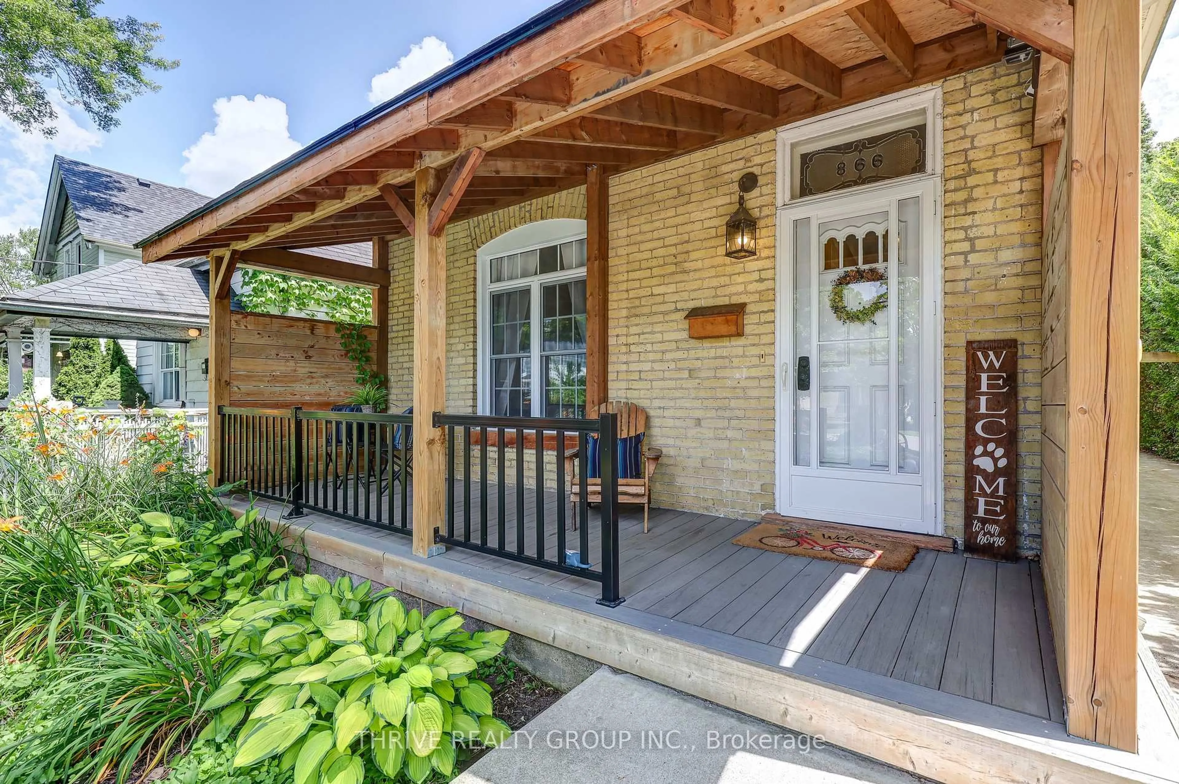 Unknown for 866 William St, London East Ontario N5Y 2S3