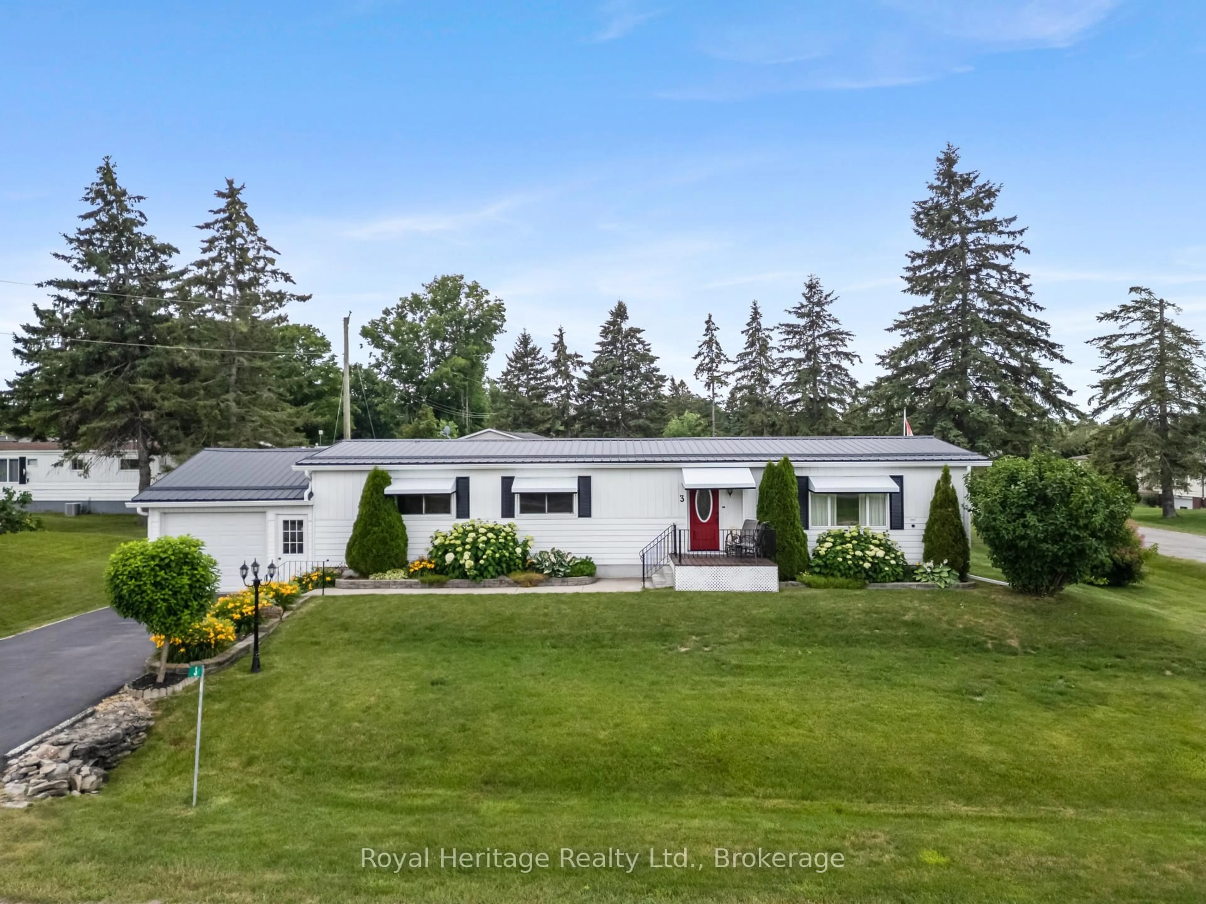 A pic from outside/outdoor area/front of a property/back of a property/a pic from drone, street for 3 Macal Dr, Kawartha Lakes Ontario K9V 0H5