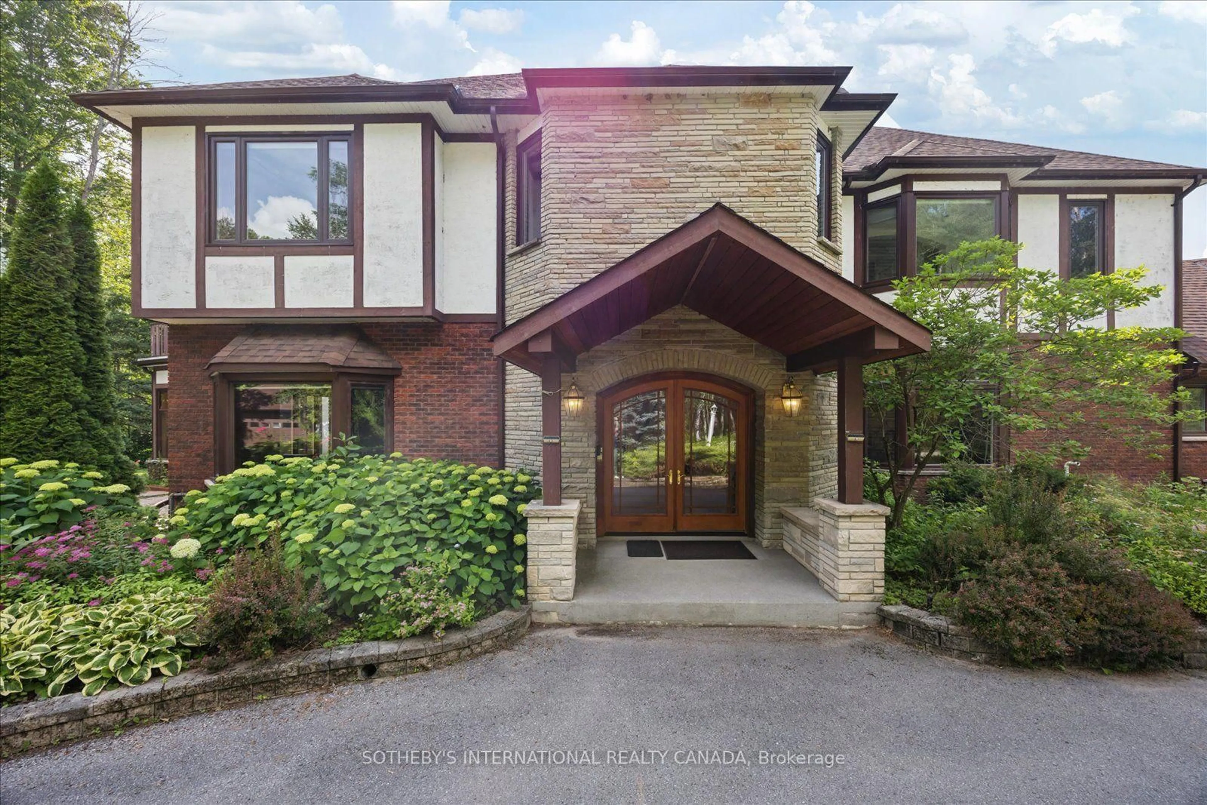 Unknown for 1515 Hawkswood Dr, Selwyn Ontario K0L 1T0