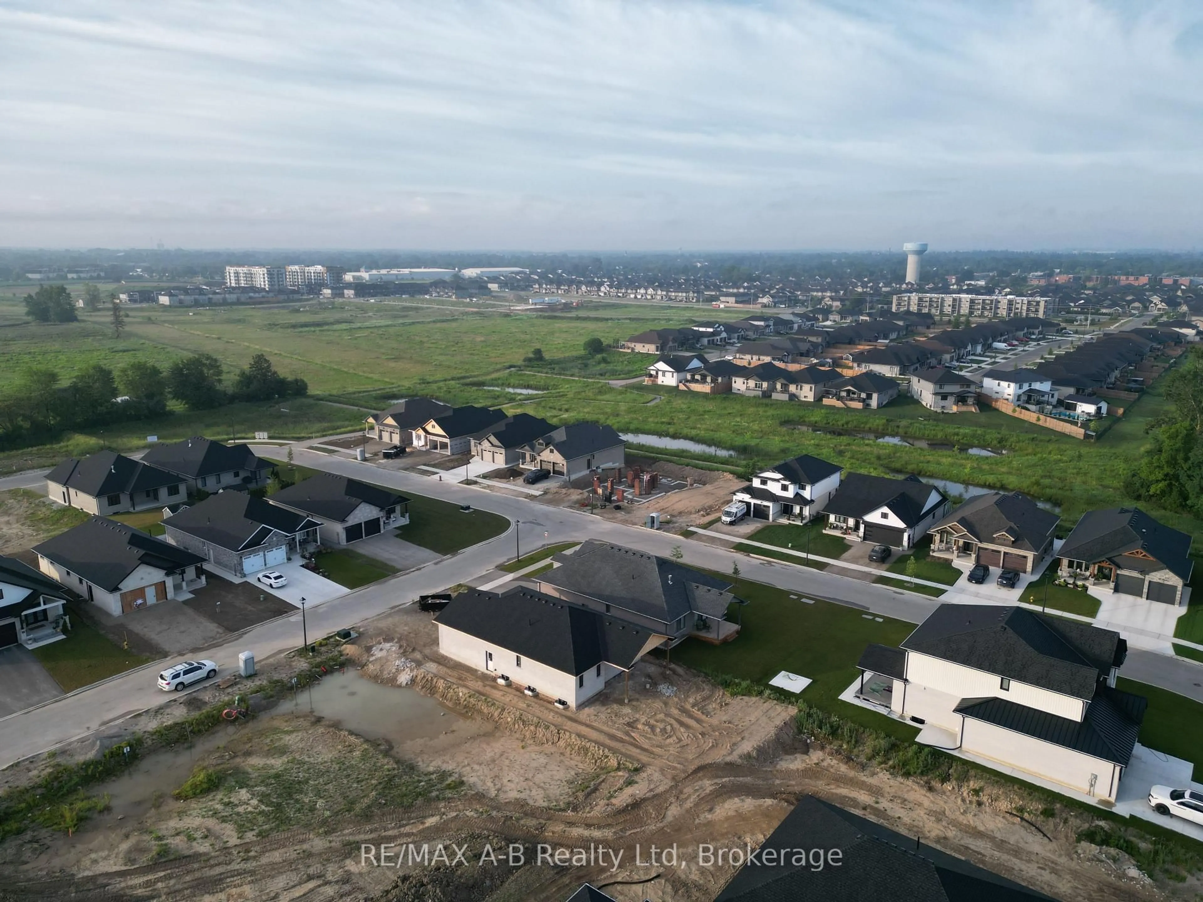 A pic from outside/outdoor area/front of a property/back of a property/a pic from drone, street for 8 Orchard Dr, Stratford Ontario N5A 0L1