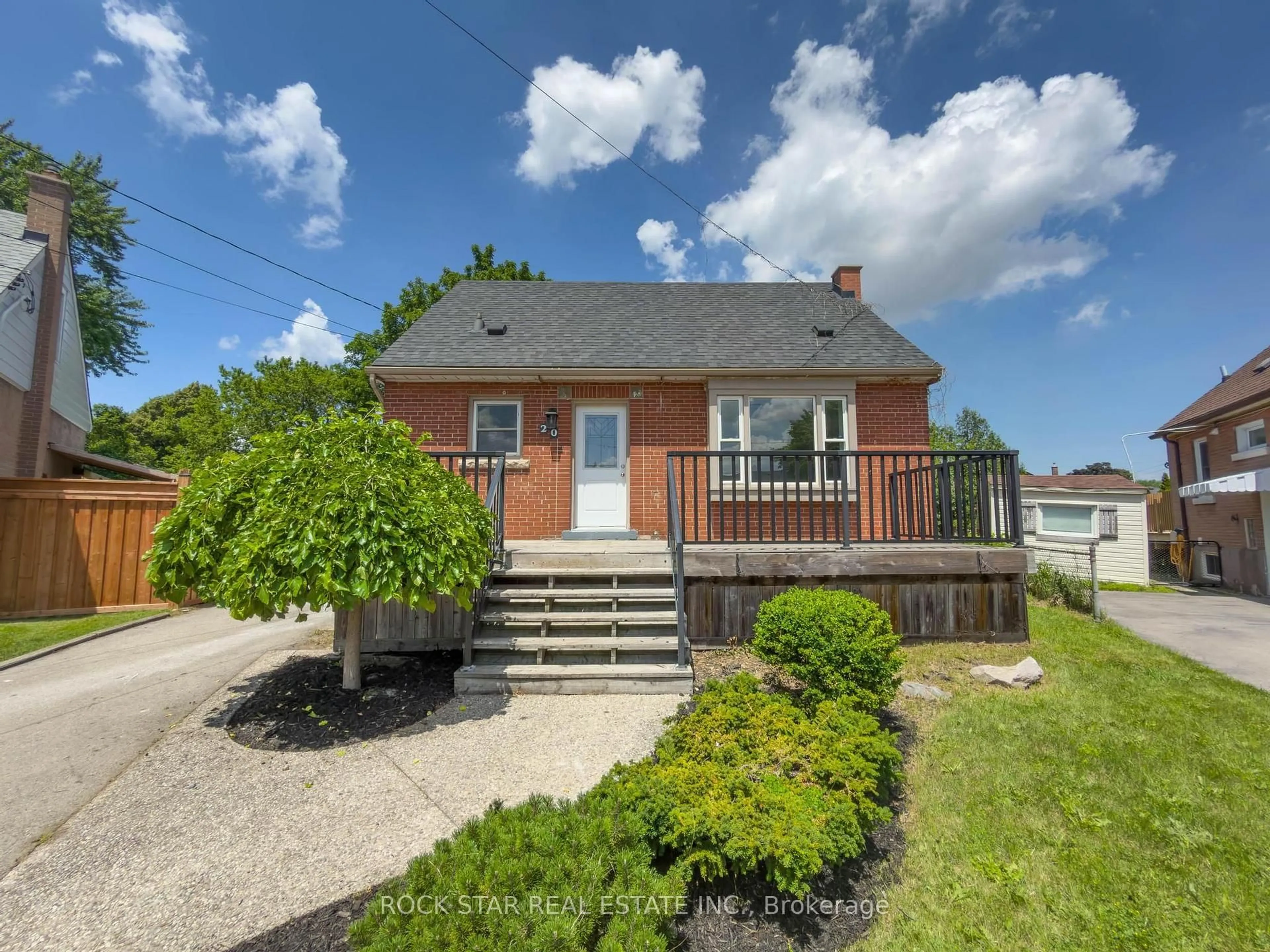 Unknown for 20 Patricia Pl, Hamilton Ontario L8V 1N6