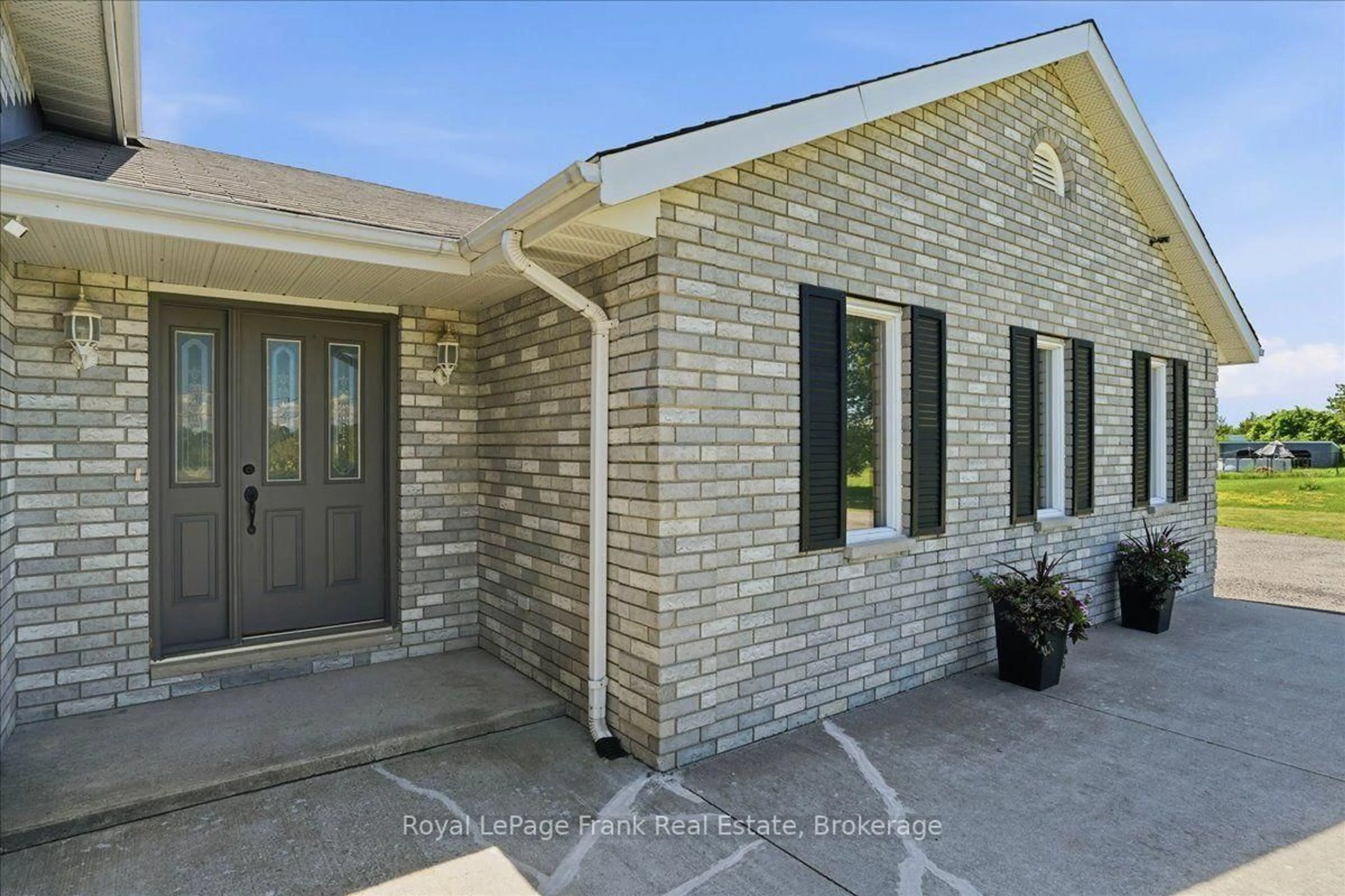 Home with brick exterior material, street for 1400 Casey Rd, Belleville Ontario K8N 4Z6