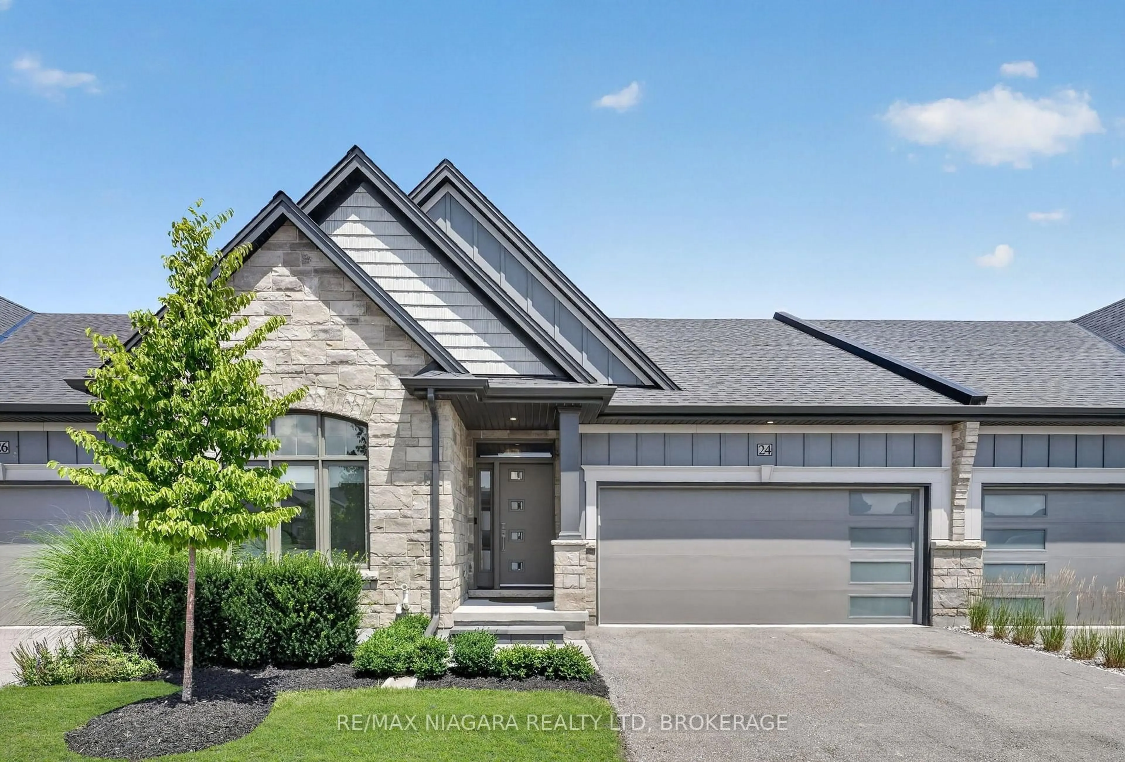 Home with brick exterior material, street for 24 Peachtree Lane, Niagara-on-the-Lake Ontario L0S 1T0
