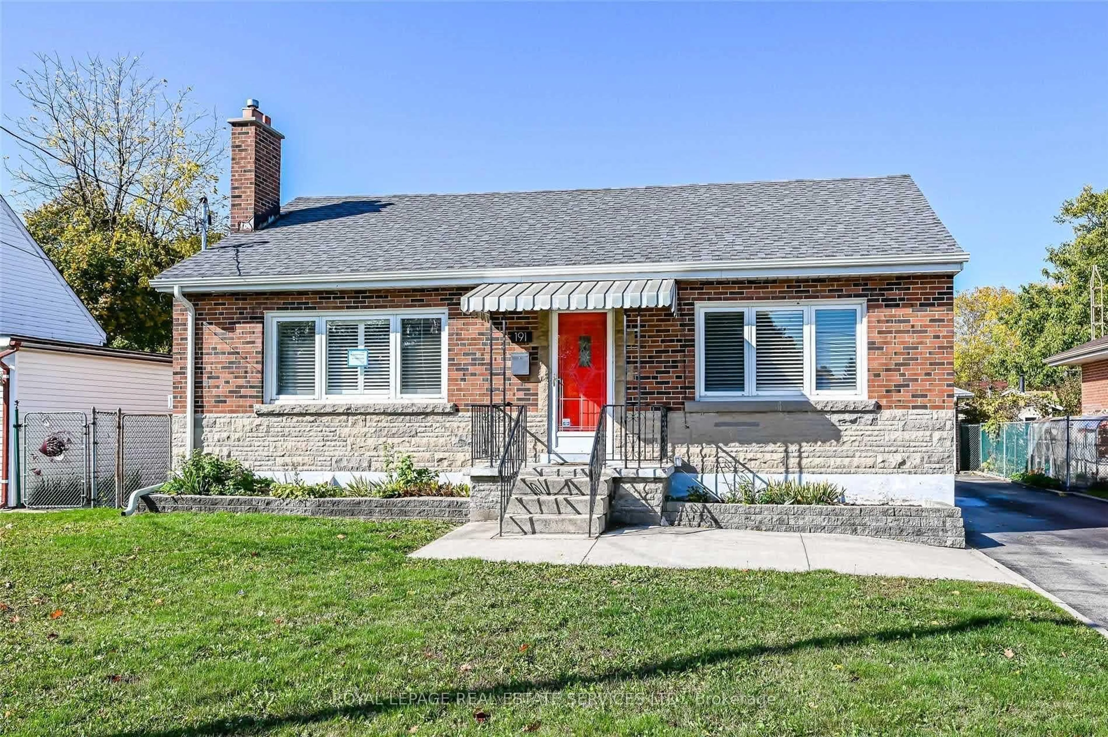 Home with brick exterior material, street for 191 Nash Rd, Hamilton Ontario L8H 2P8