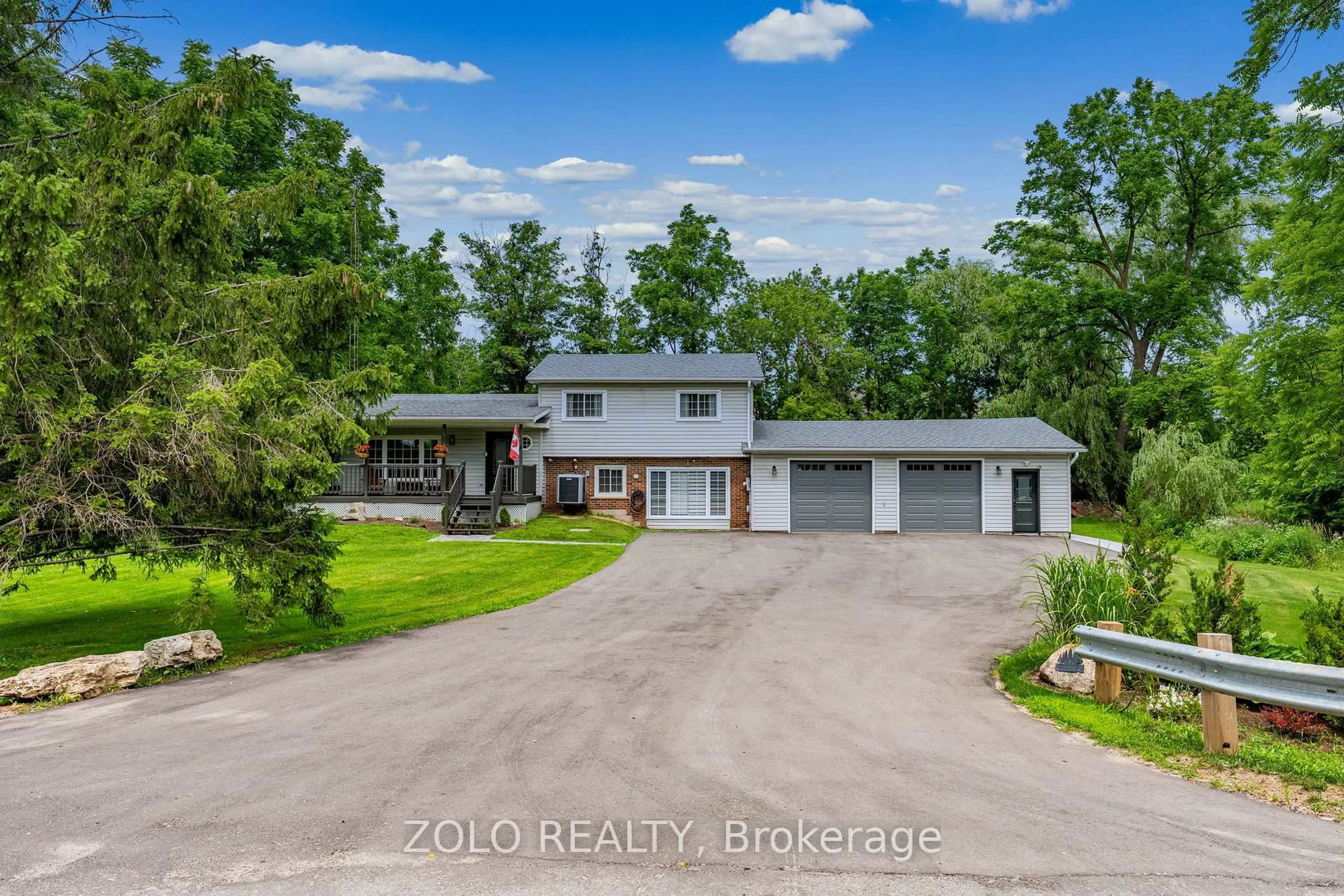 A pic from outside/outdoor area/front of a property/back of a property/a pic from drone, unknown for 9406 WELLINGTON Rd 42 Rd, Erin Ontario N0B 1H0
