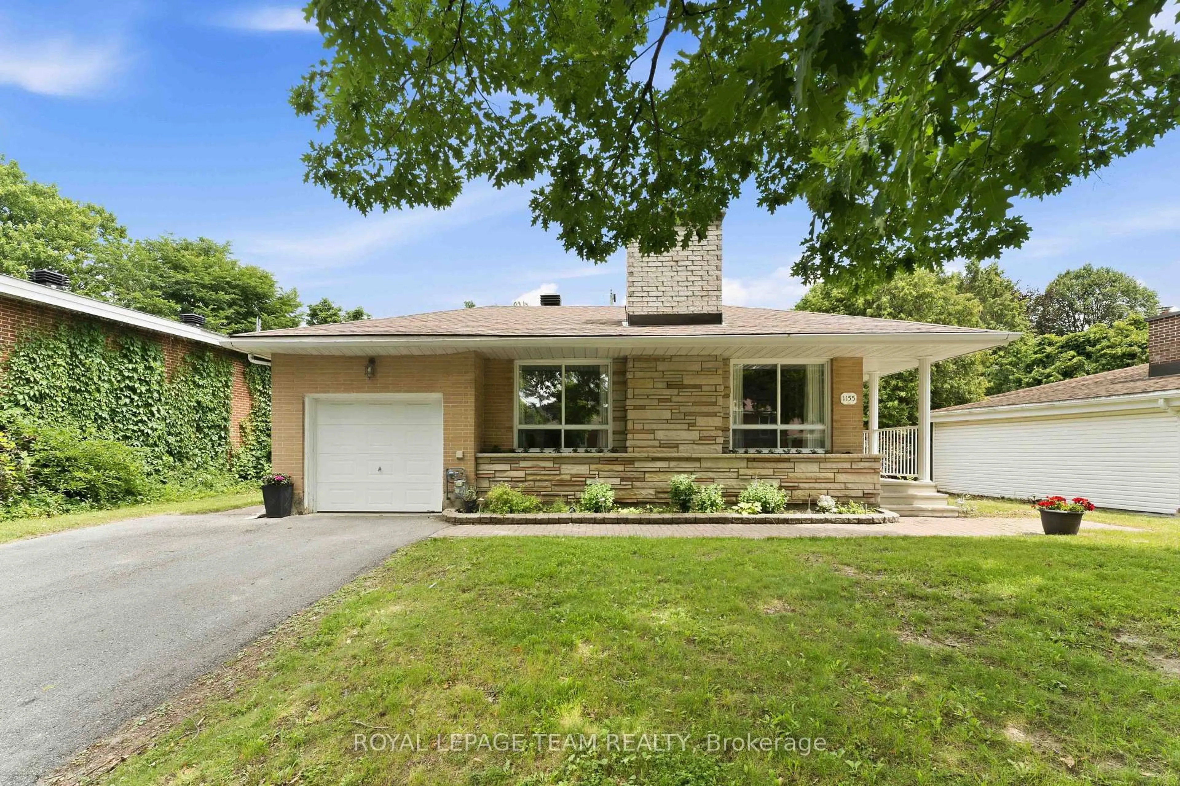 Home with brick exterior material, street for 1155 Agincourt Rd, Ottawa Ontario K2C 2H8