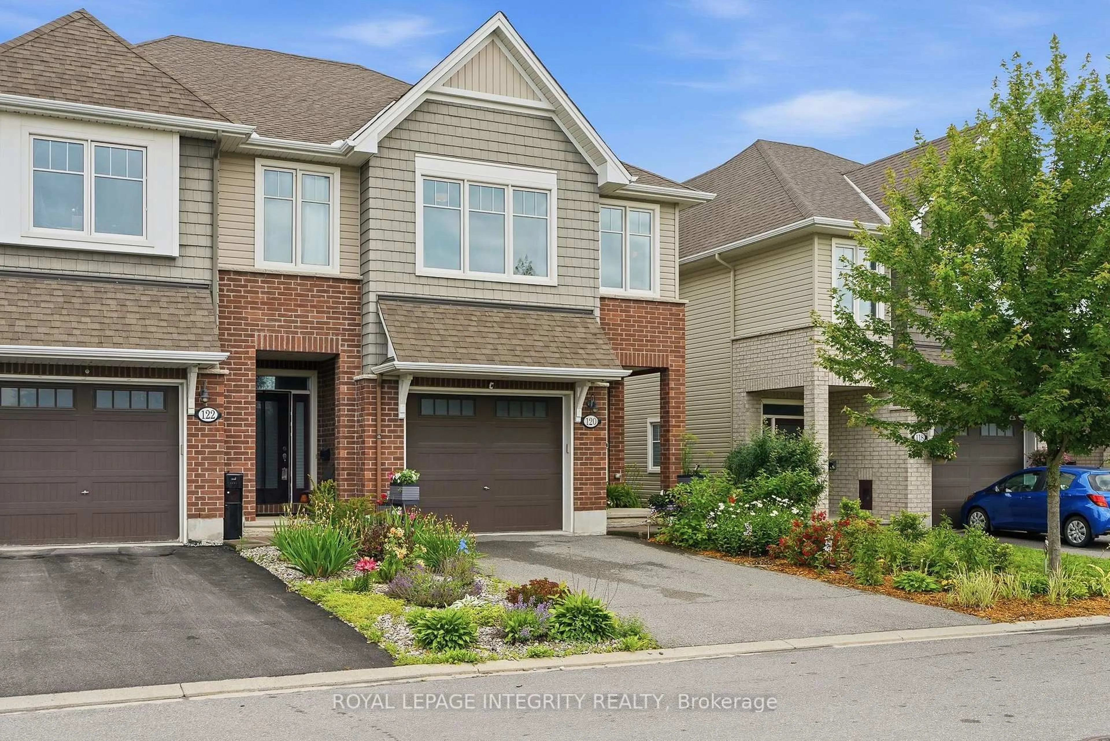 Home with brick exterior material, street for 120 Kestrel St, Ottawa Ontario K1T 0P8