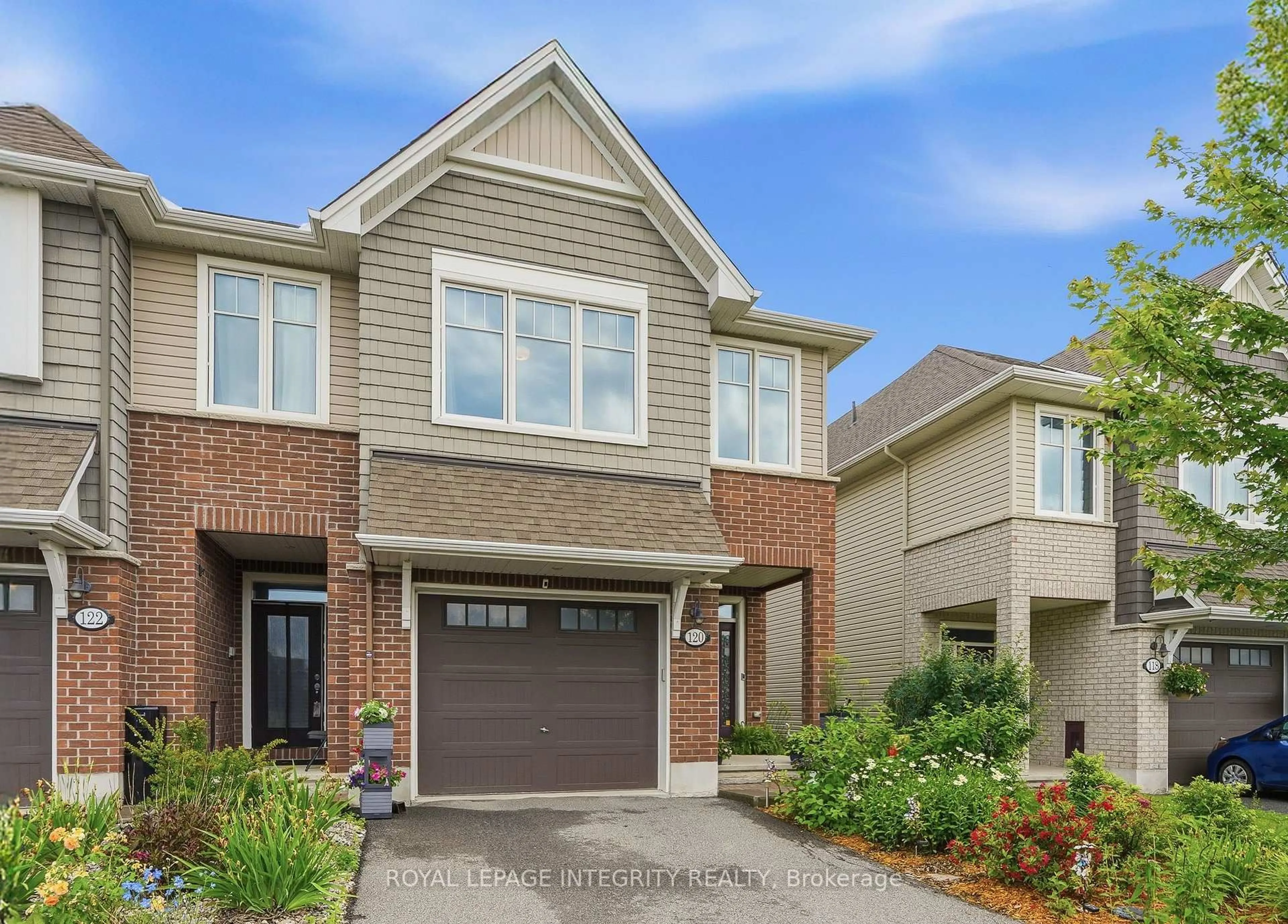 Home with brick exterior material, street for 120 Kestrel St, Ottawa Ontario K1T 0P8