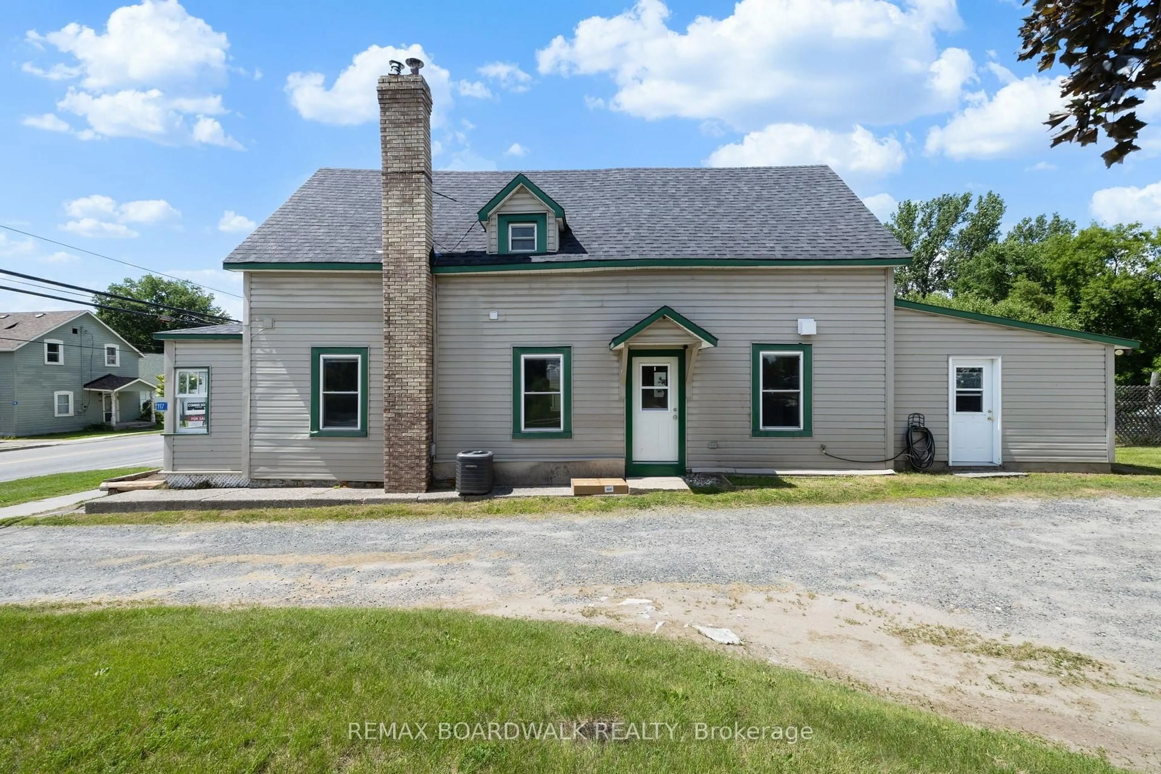 Unknown for 117 George St, Lanark Ontario K0G 1K0
