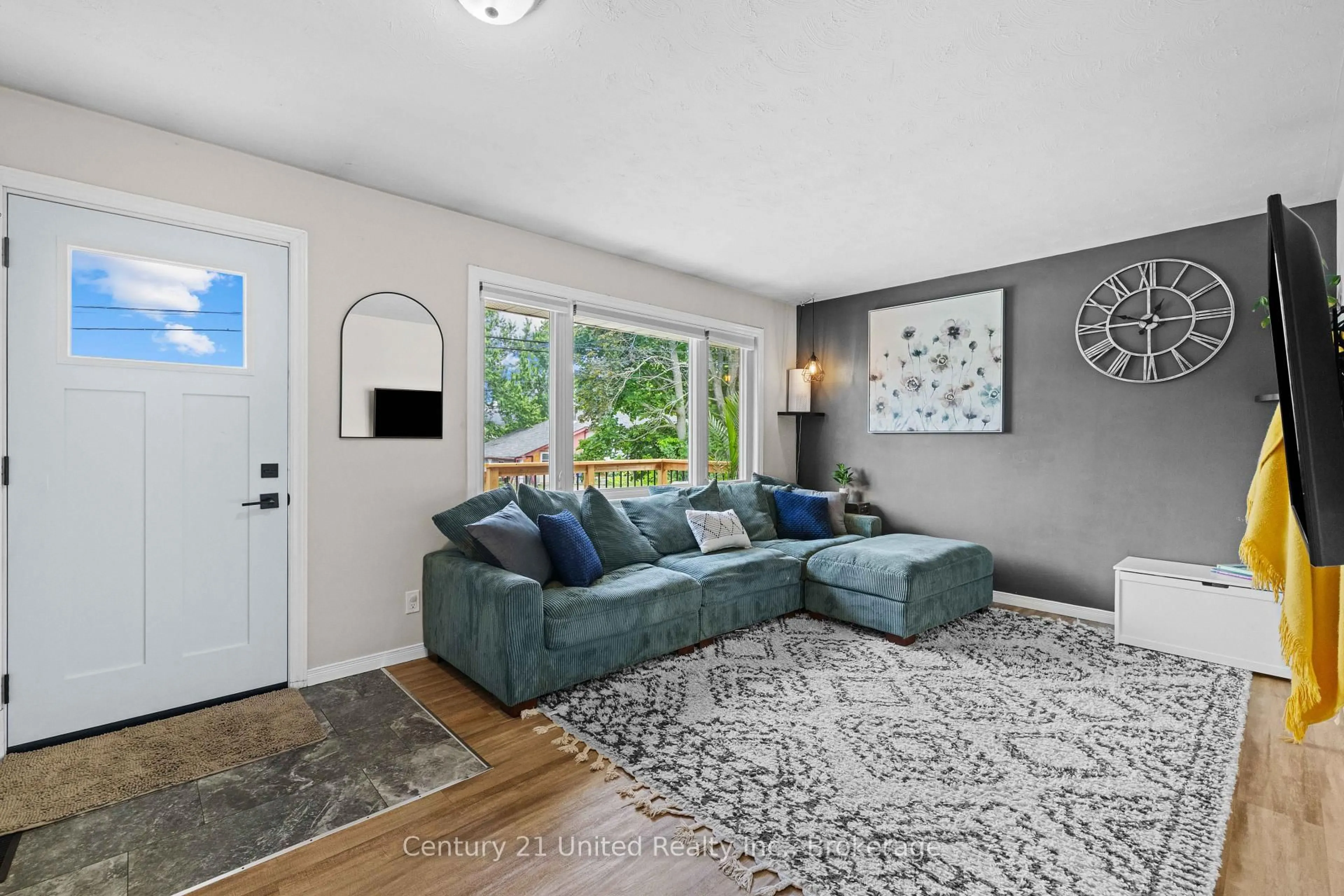 Living room with furniture, unknown for 107 Strickland St, Selwyn Ontario K0L 2H0