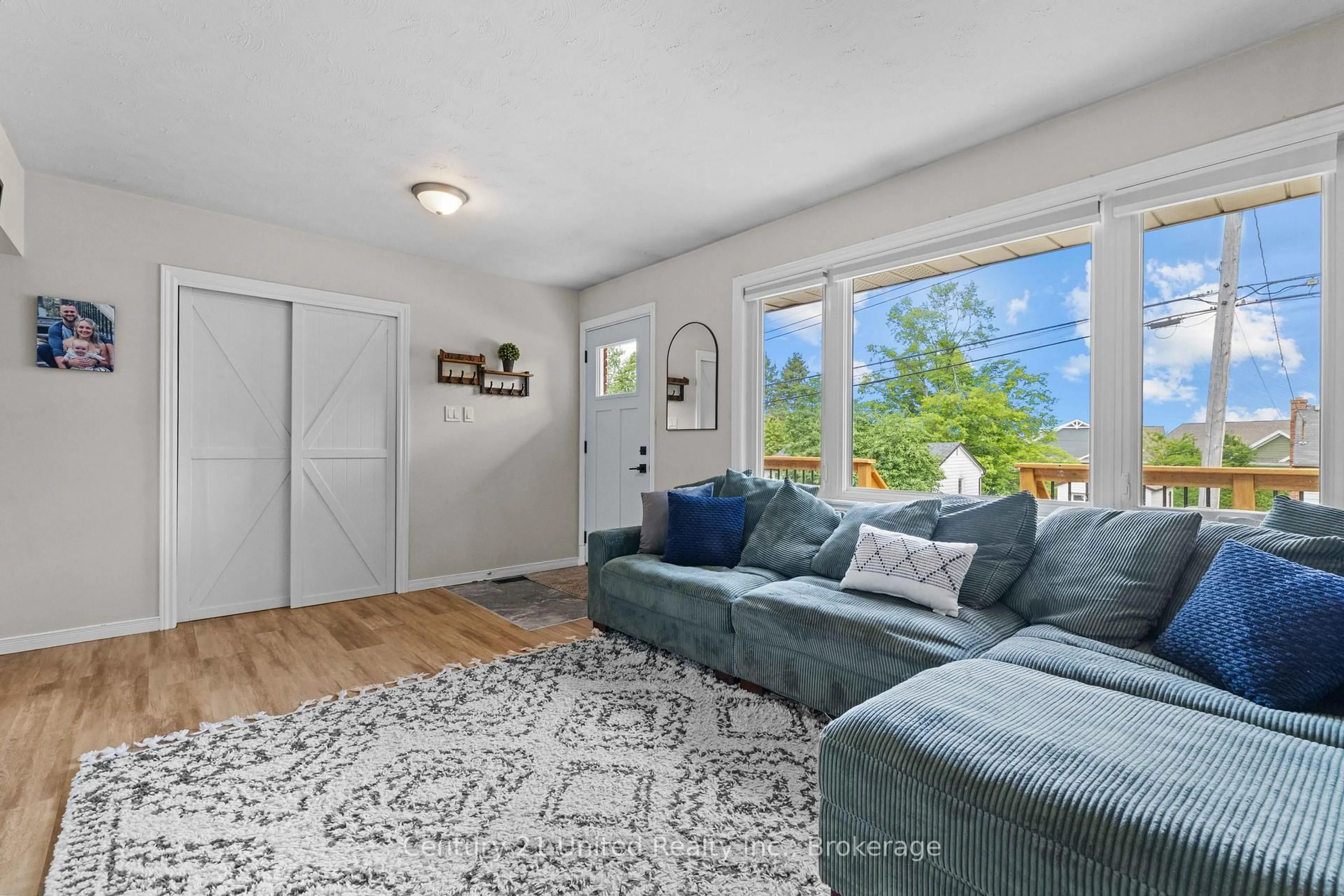Living room with furniture, unknown for 107 Strickland St, Selwyn Ontario K0L 2H0