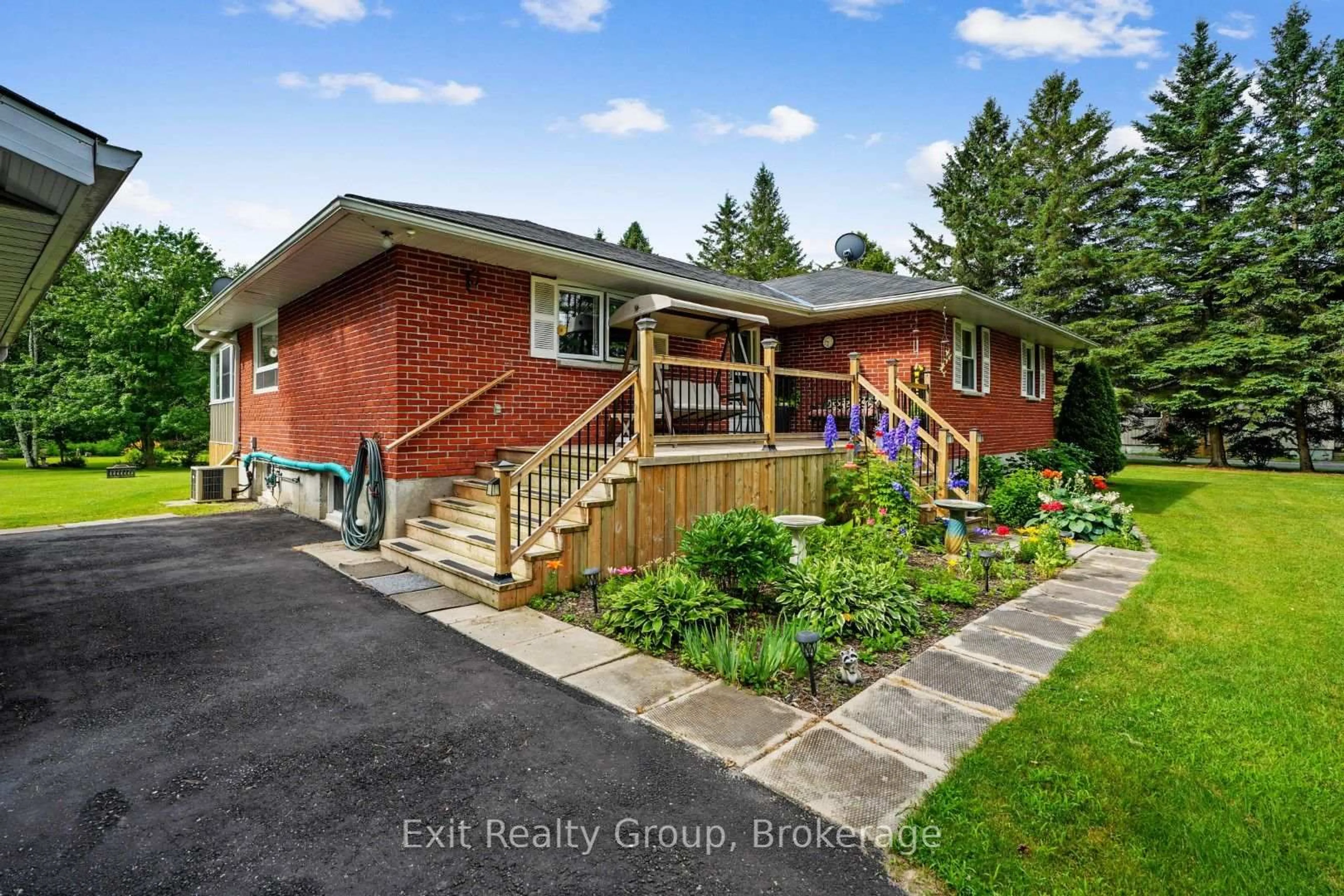 Home with brick exterior material, street for 31 Birchwood Crt, Trent Hills Ontario K0L 1Y0