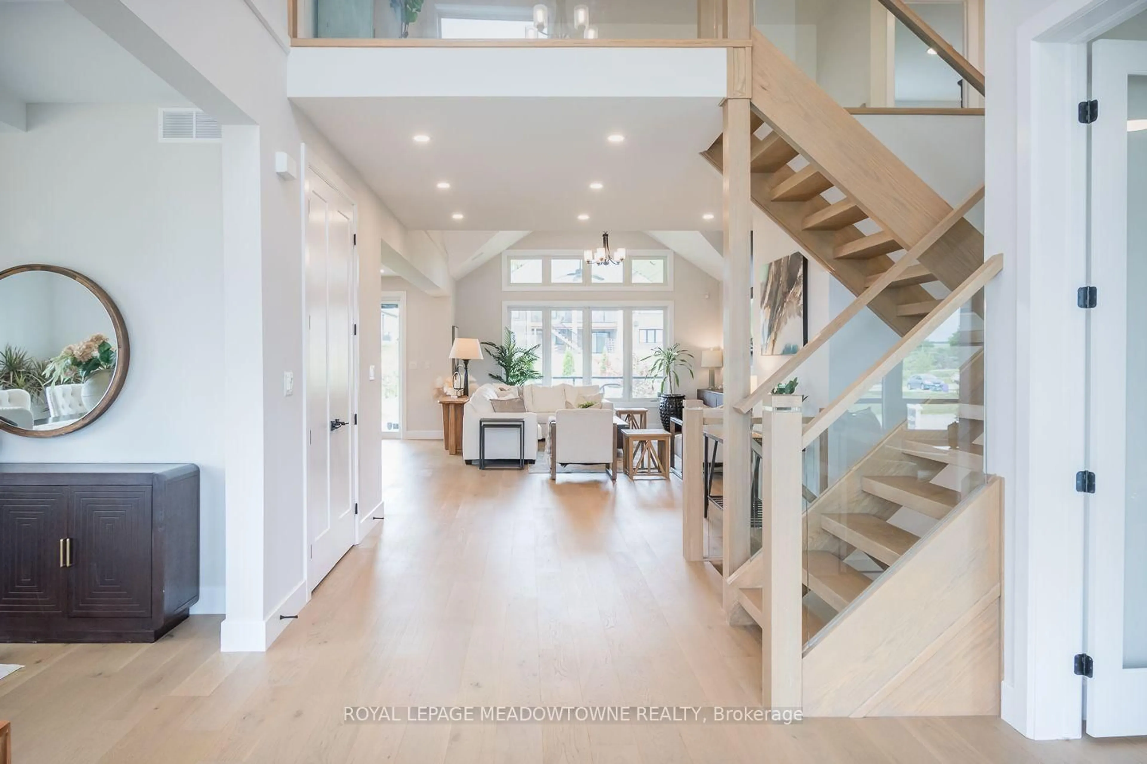 Indoor entryway for 30 Charles Currie Cres, Erin Ontario N1H 0B7