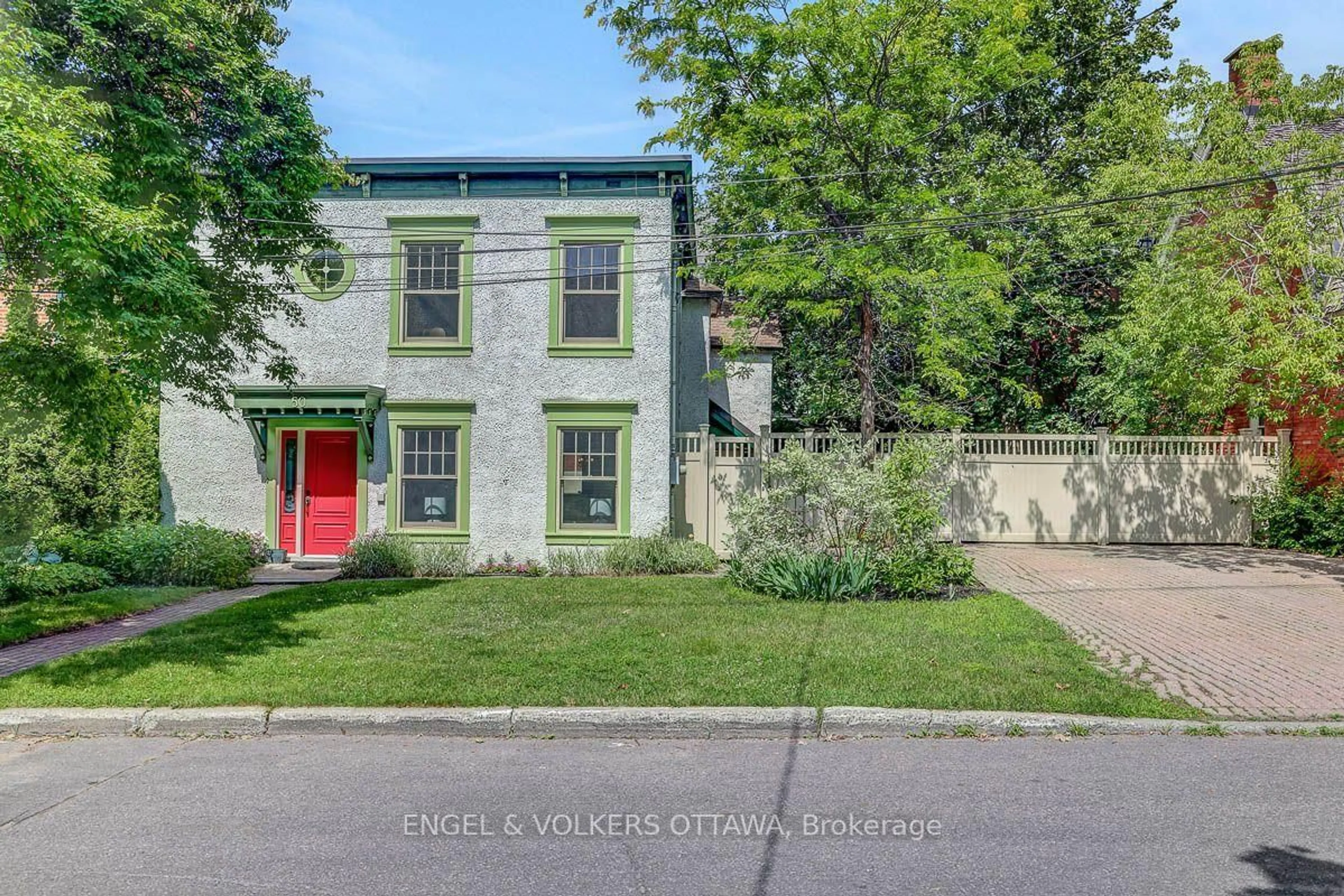 Home with brick exterior material, street for 50 Charles St, Ottawa Ontario K1M 2H2