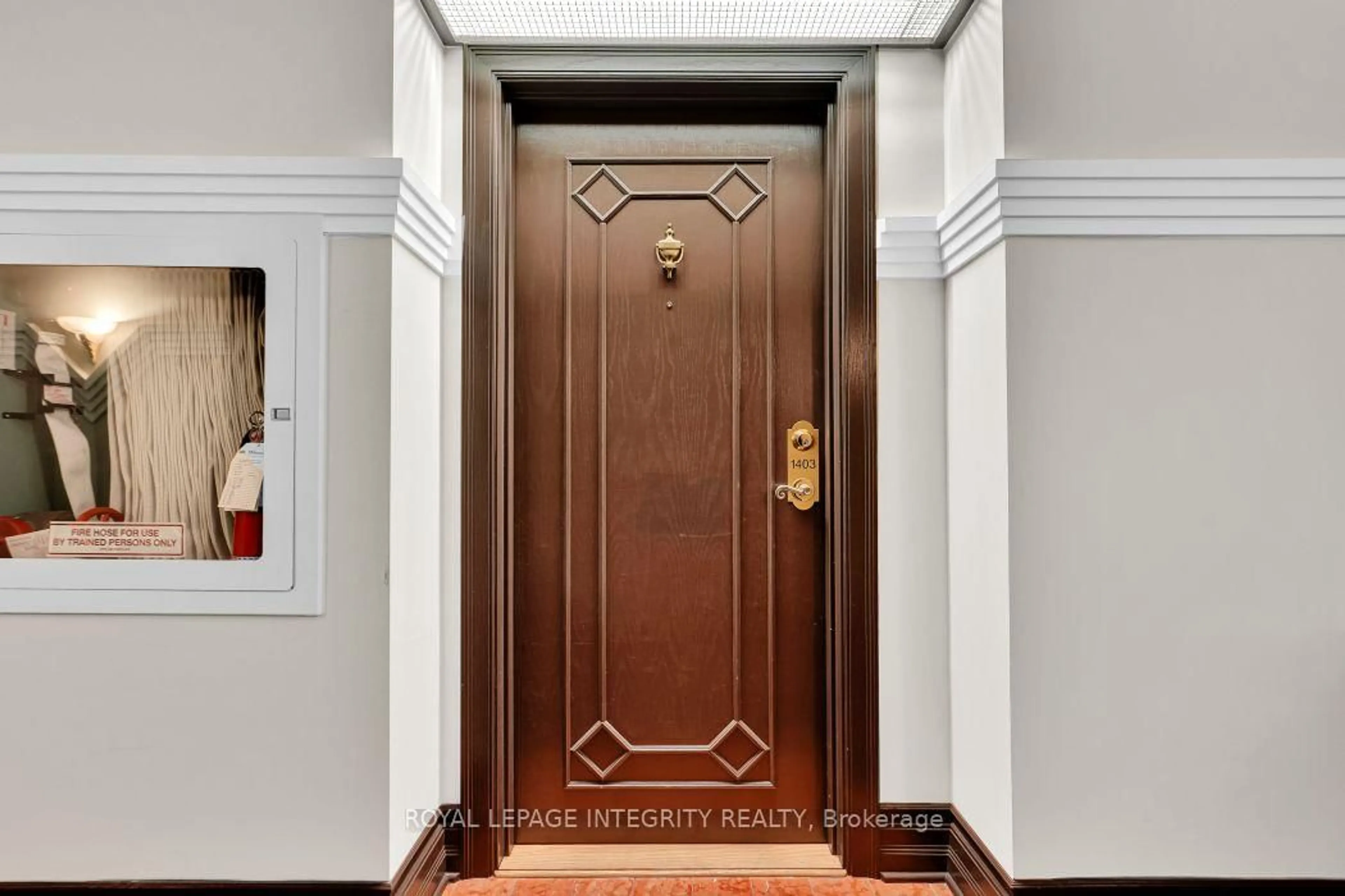 Indoor entryway for 3105 Carling Ave #1403, Ottawa Ontario K2H 5A6