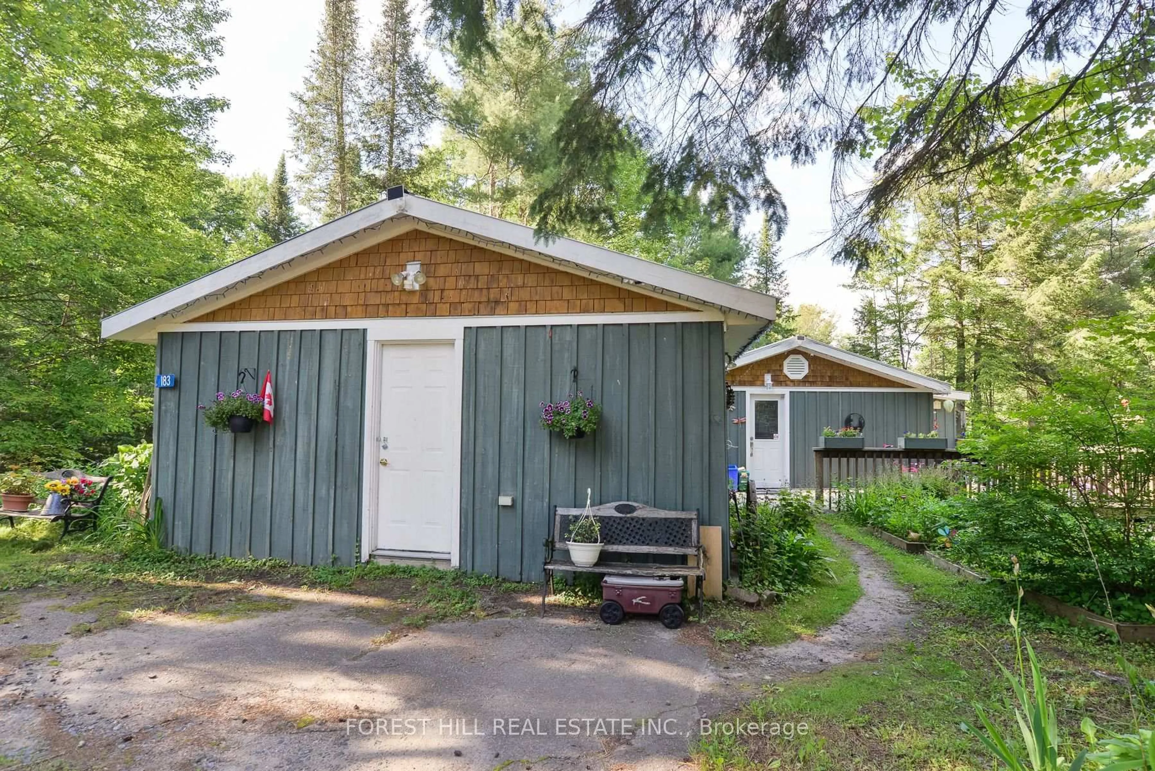 Shed for 183 Bonnell Rd, Bracebridge Ontario P1L 0M1