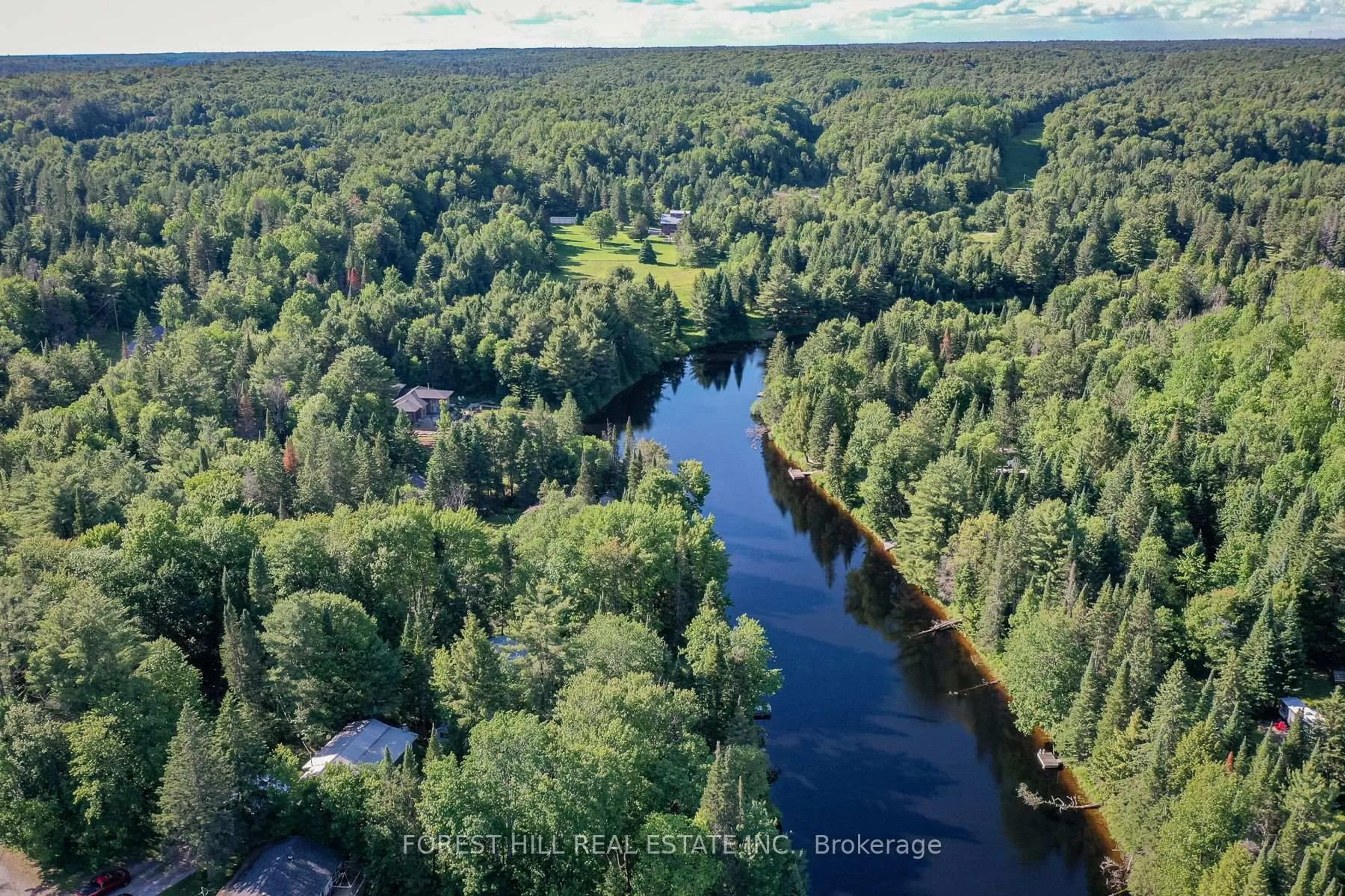 A pic from outside/outdoor area/front of a property/back of a property/a pic from drone, water/lake/river/ocean view for 183 Bonnell Rd, Bracebridge Ontario P1L 0M1