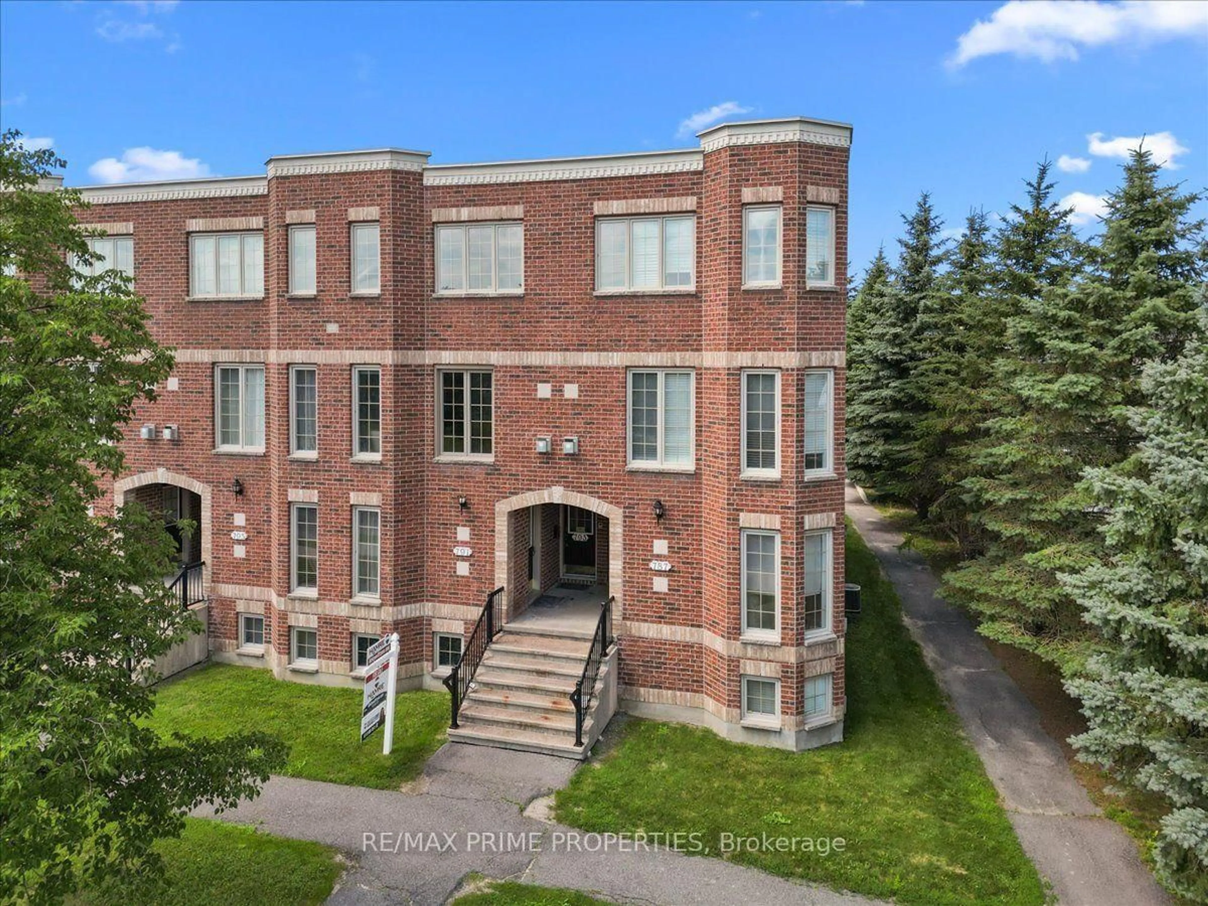 Unknown for 793 Longfields Dr, Ottawa Ontario K2J 5N2