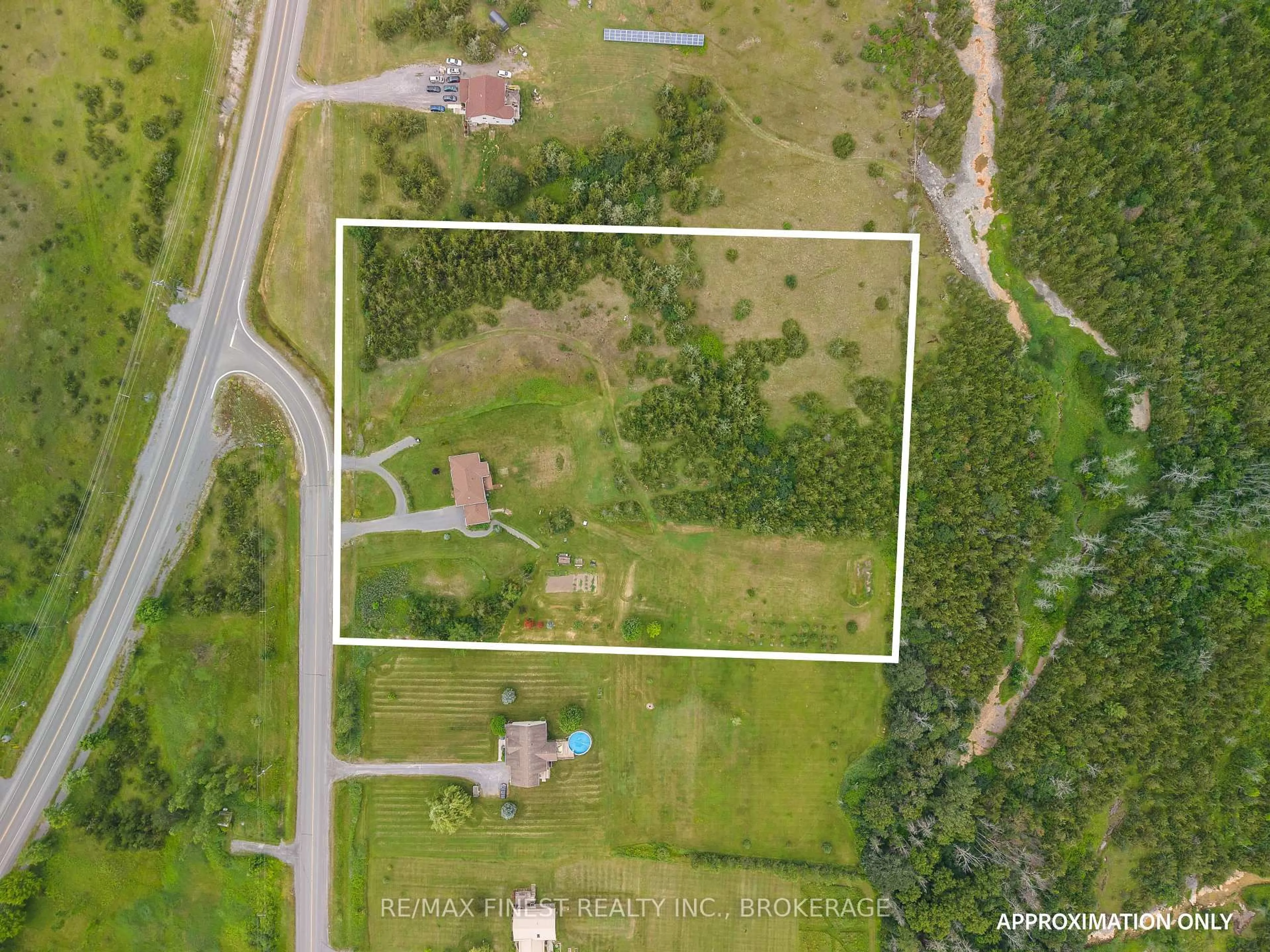 A pic from outside/outdoor area/front of a property/back of a property/a pic from drone, building for 245 Pleasant Dr, Greater Napanee Ontario K0K 2Z0