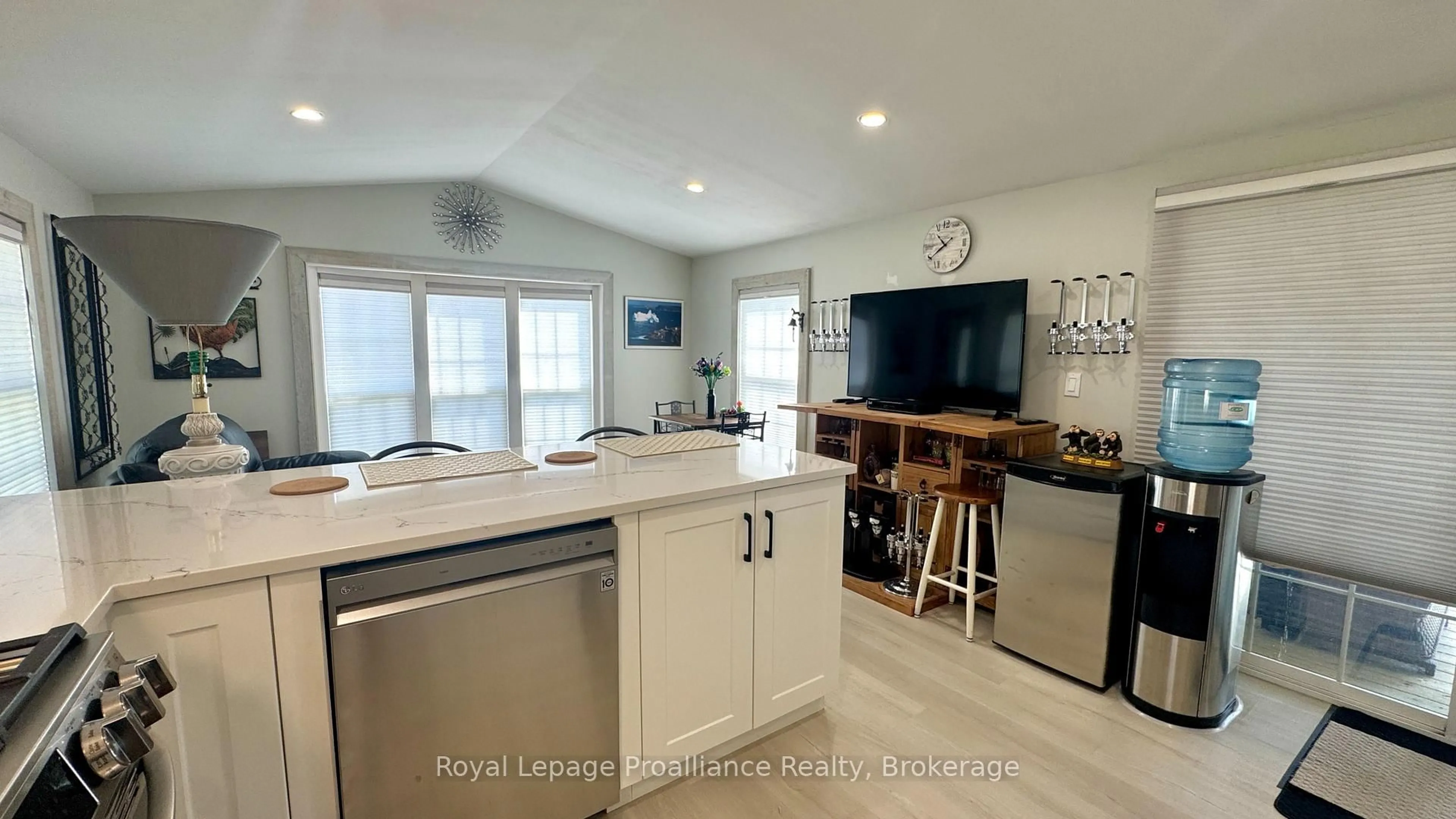 Open concept kitchen, unknown for 152 Concession 11 Rd, Trent Hills Ontario K0L 1Y0