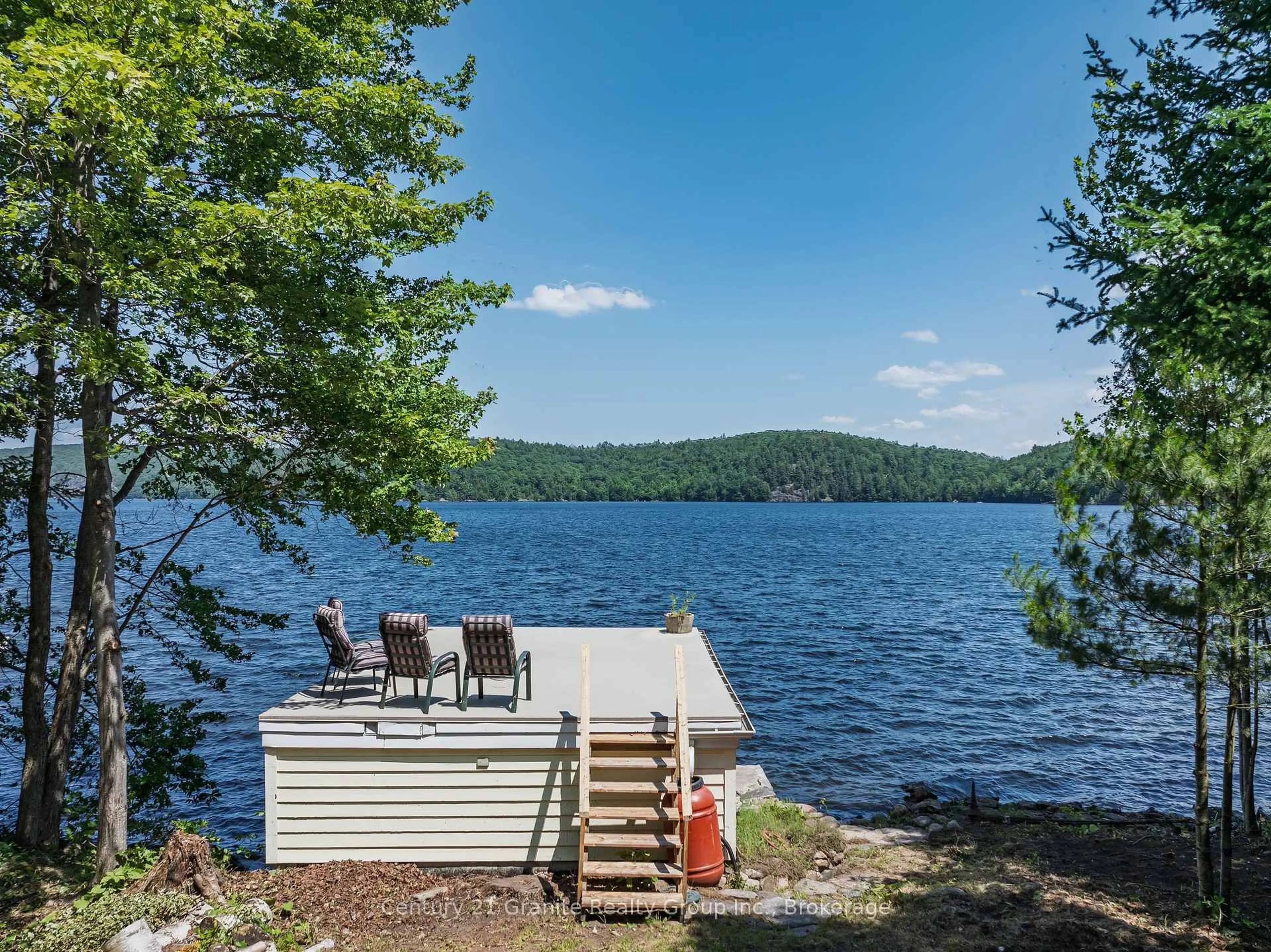 Patio, water/lake/river/ocean view for 1014 Peekaboo Bay Lane, Dysart et al Ontario K0M 1S0