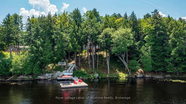 1047 Brandy Crest Rd, Muskoka Lakes