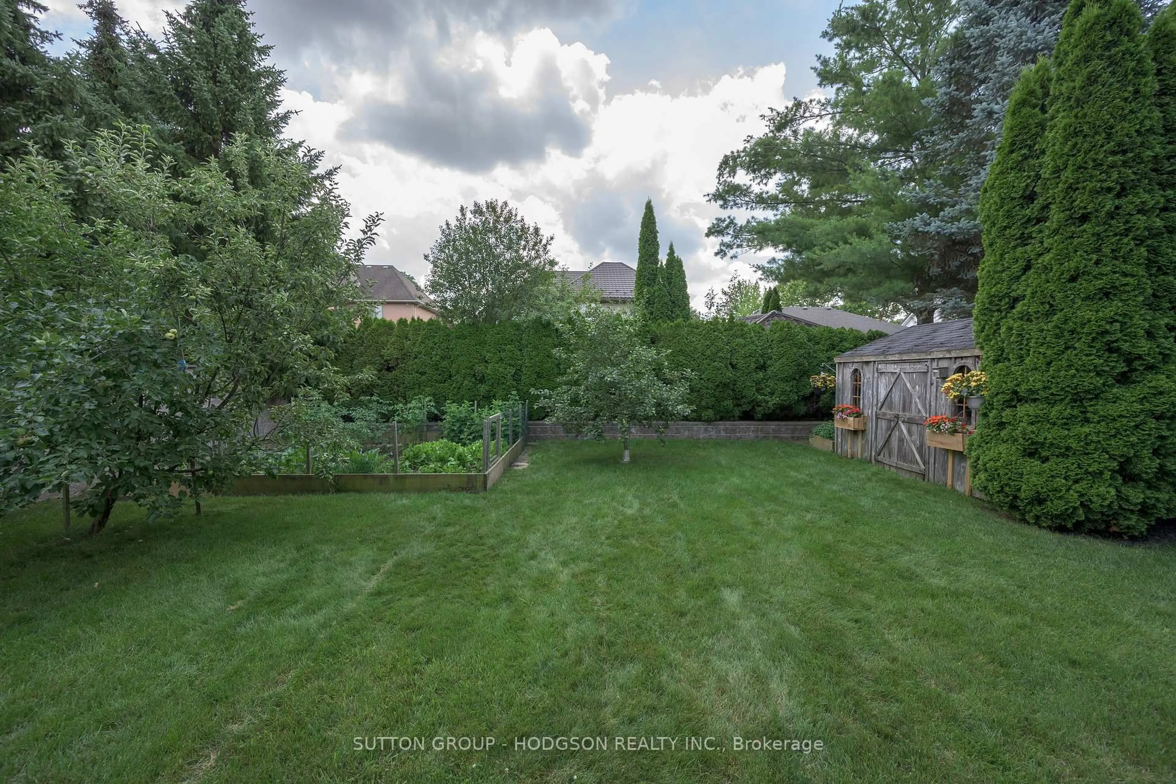 A pic from outside/outdoor area/front of a property/back of a property/a pic from drone, forest/trees view for 1134 Manchester Rd, London North Ontario N6H 5P8