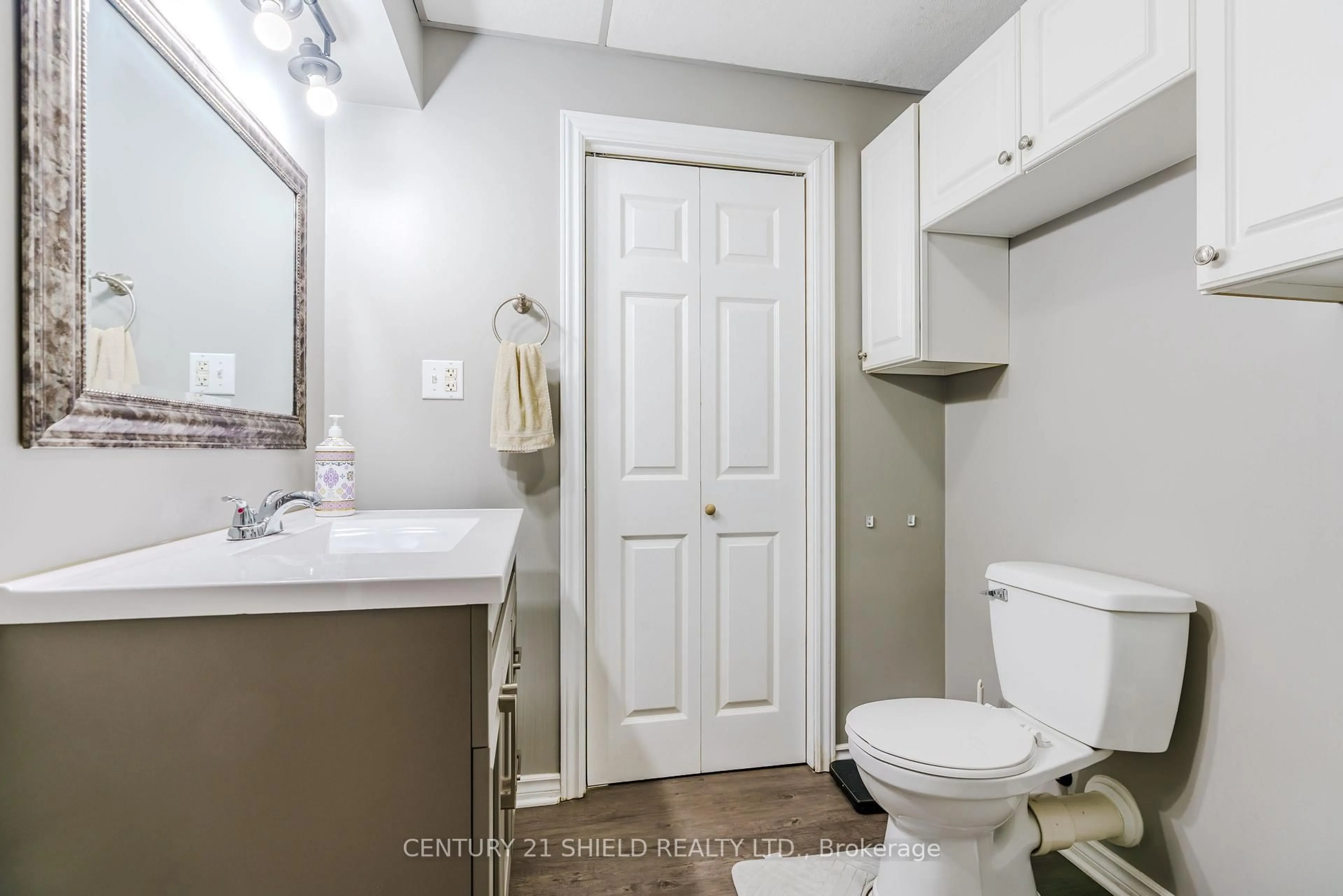 Standard bathroom, unknown for 19155 County 43 Rd, North Glengarry Ontario K0C 1A0