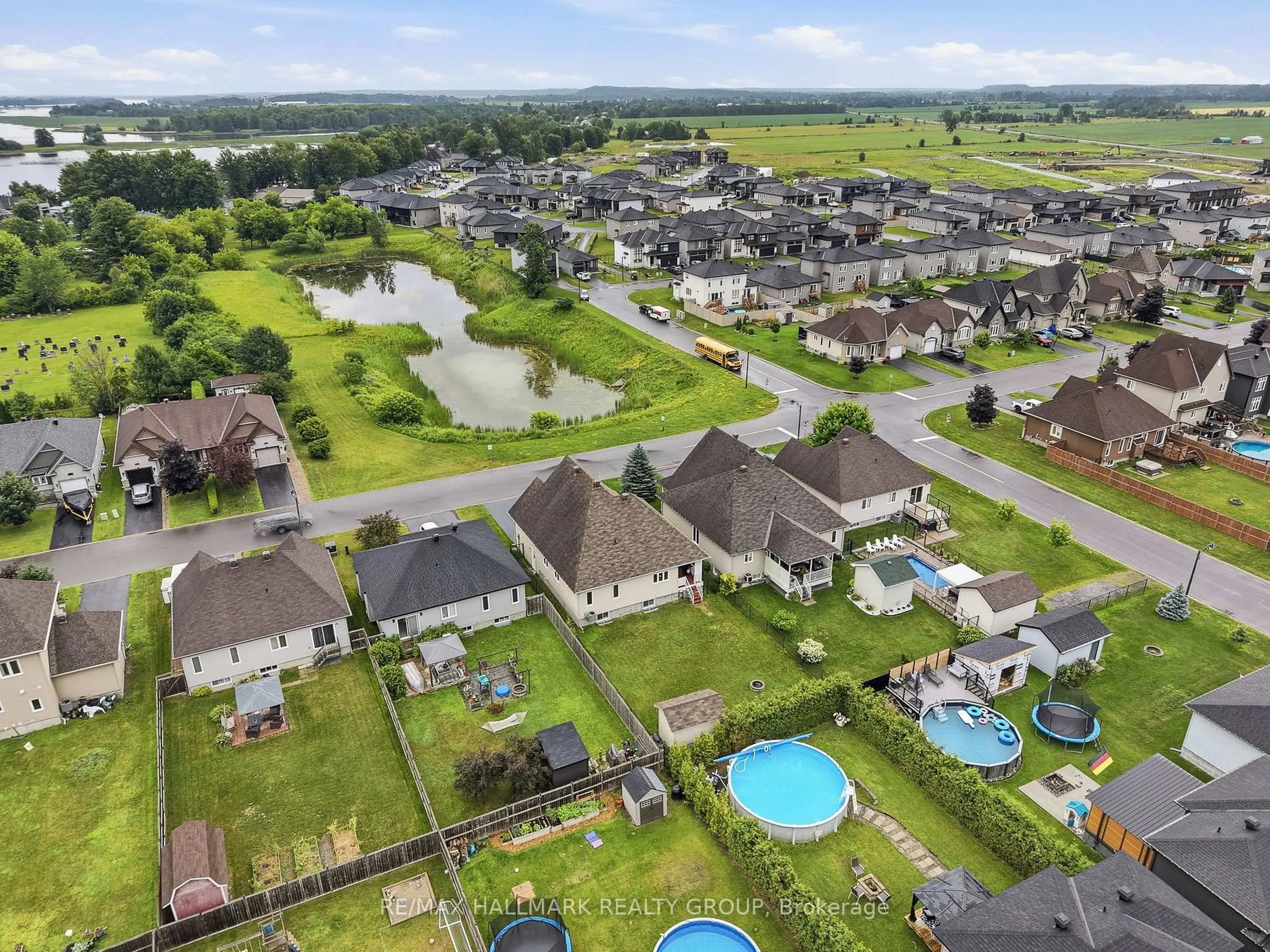 A pic from outside/outdoor area/front of a property/back of a property/a pic from drone, water/lake/river/ocean view for 127 CASTEL St, Alfred and Plantagenet Ontario K0A 3K0