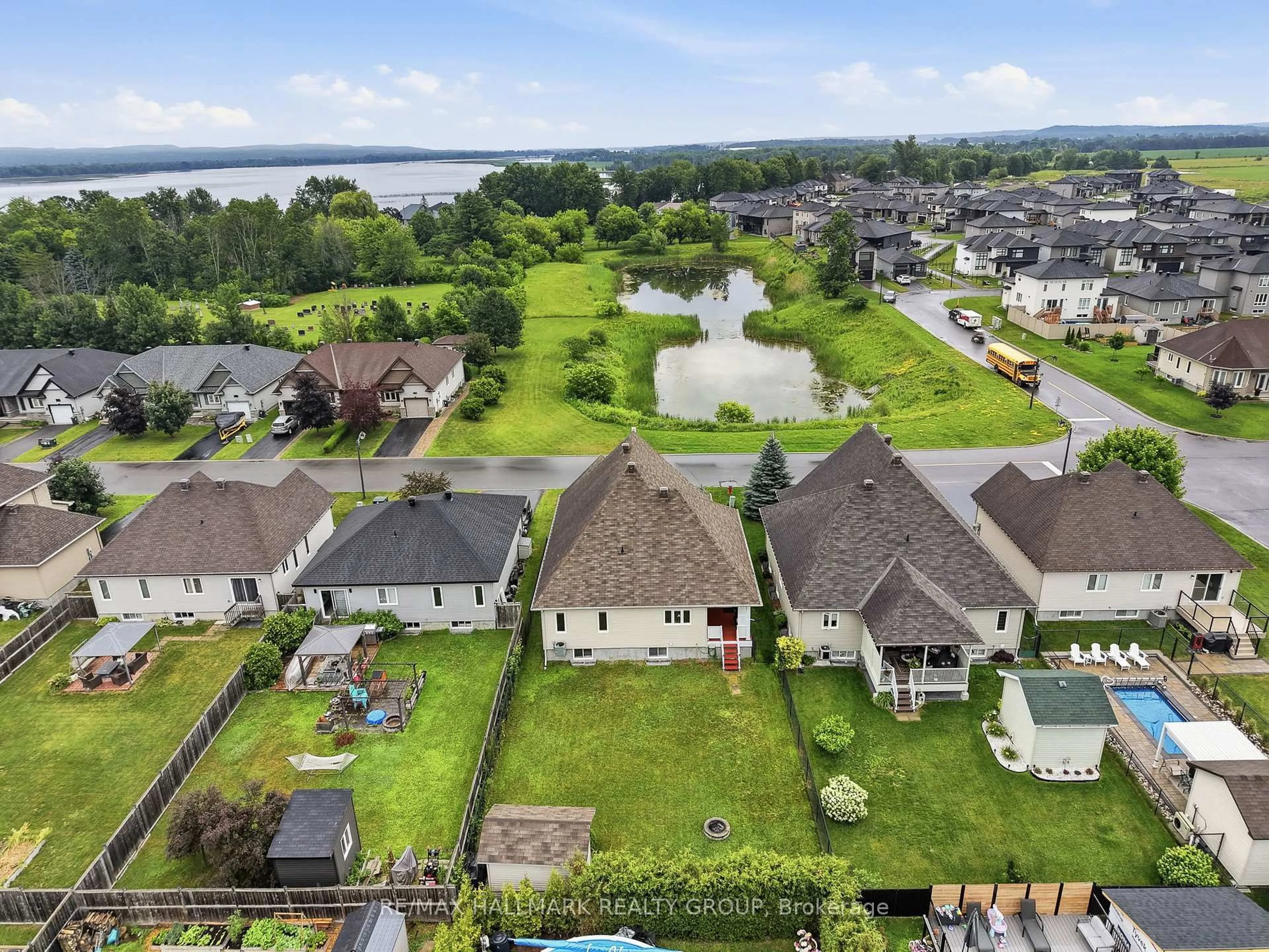 A pic from outside/outdoor area/front of a property/back of a property/a pic from drone, water/lake/river/ocean view for 127 CASTEL St, Alfred and Plantagenet Ontario K0A 3K0