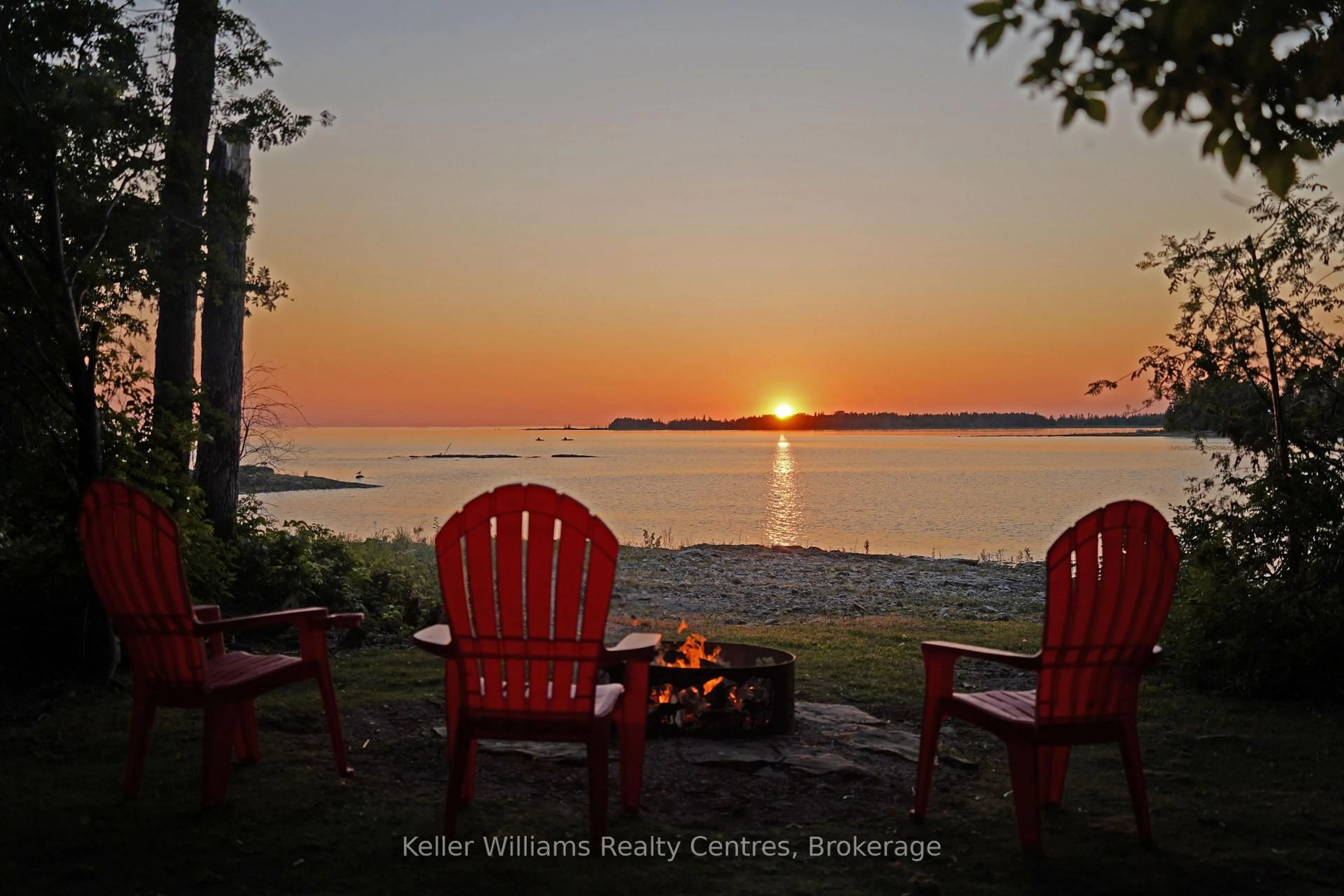 Patio, water/lake/river/ocean view for 25 DOCK Rd, South Bruce Peninsula Ontario N0H 2T0