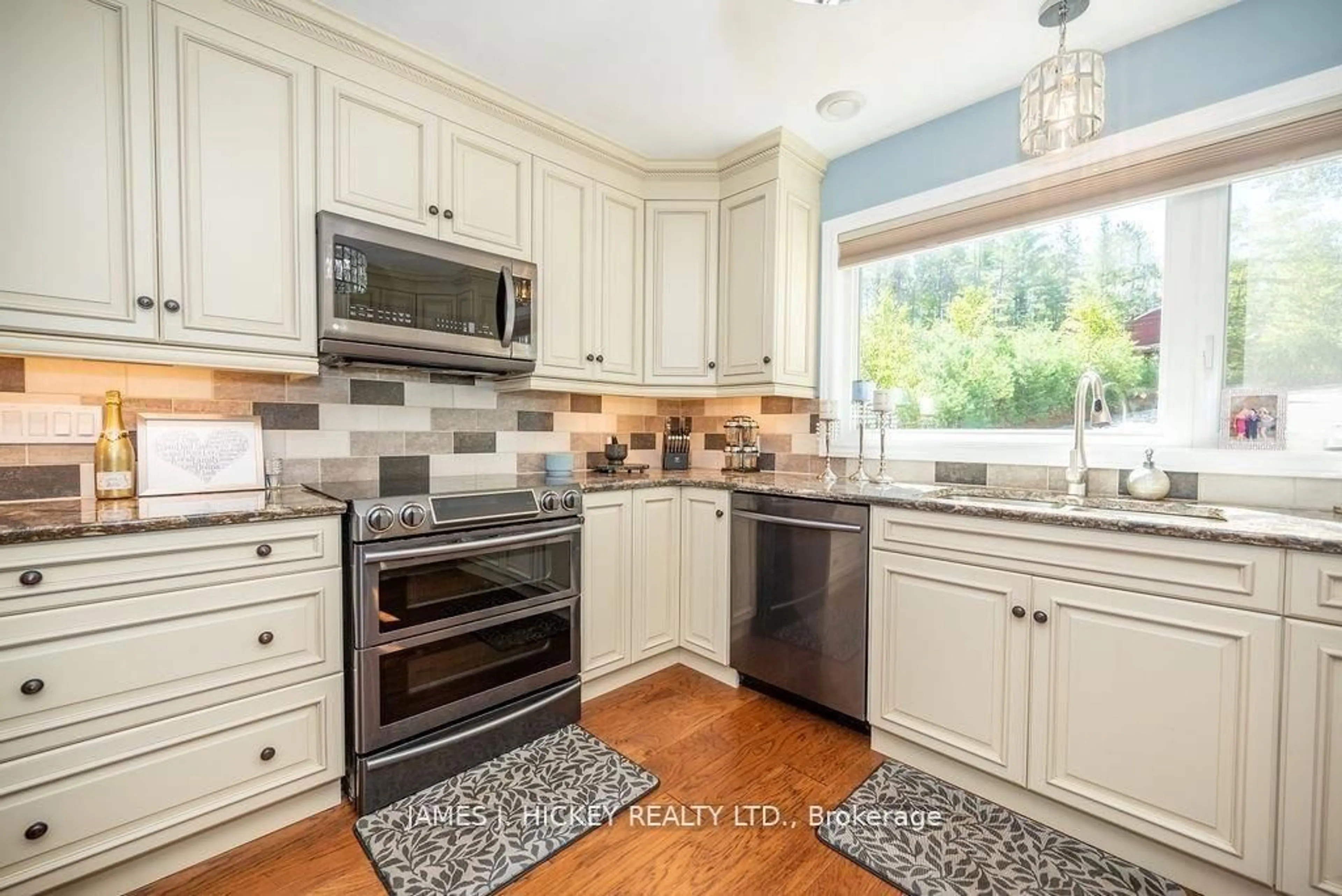 Open concept kitchen, ceramic/tile floor for 294 Lau-Ren Rd, Deep River Ontario K0J 1P0