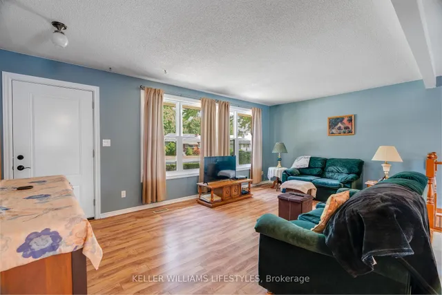 288 Carrie St, Strathroy-Caradoc 4