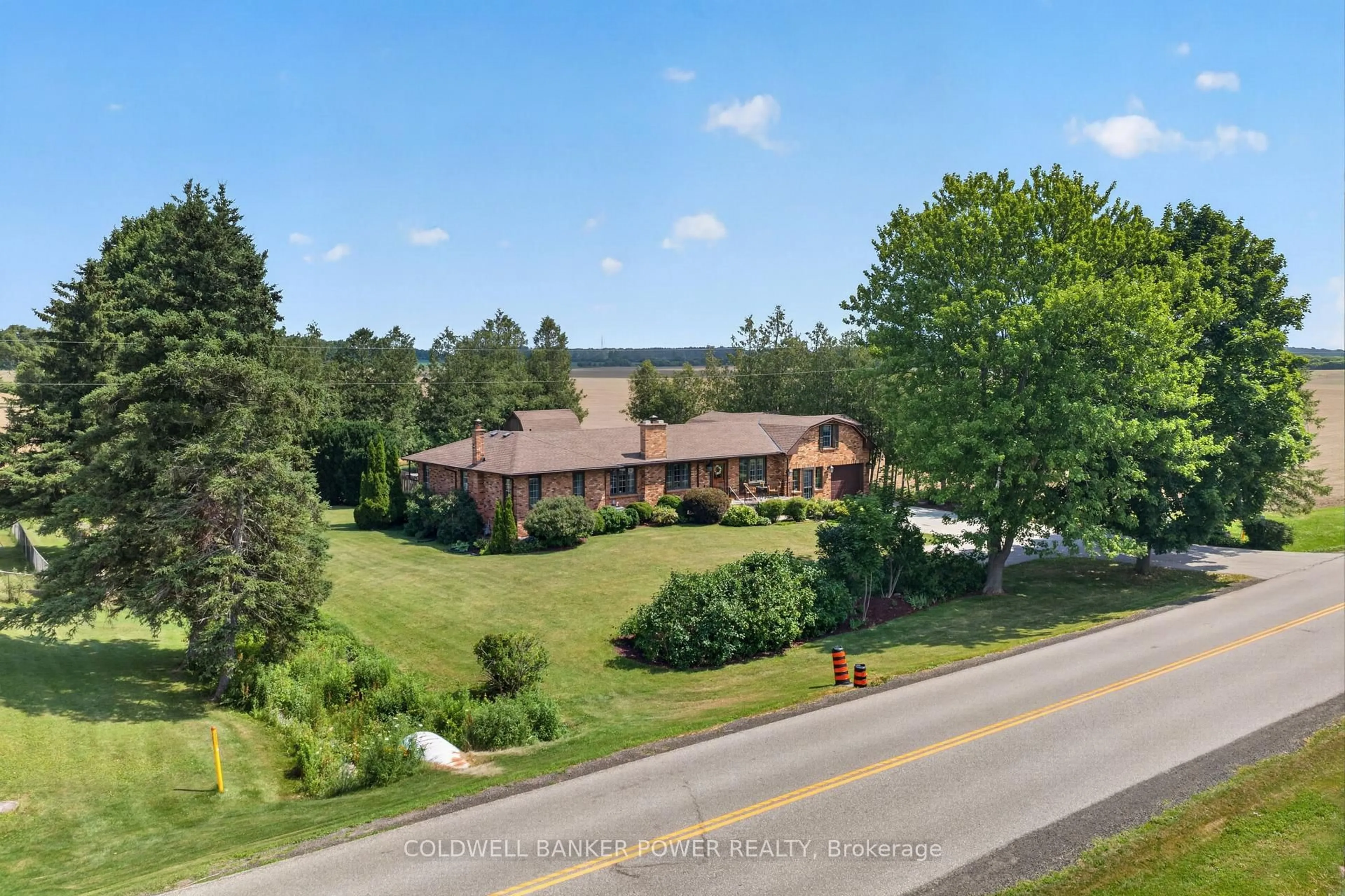A pic from outside/outdoor area/front of a property/back of a property/a pic from drone, mountain view for 42248 Ferguson Line, Central Elgin Ontario N5P 3T1
