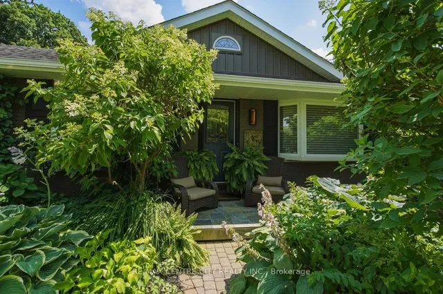 7 Northcrest Dr, London North 5