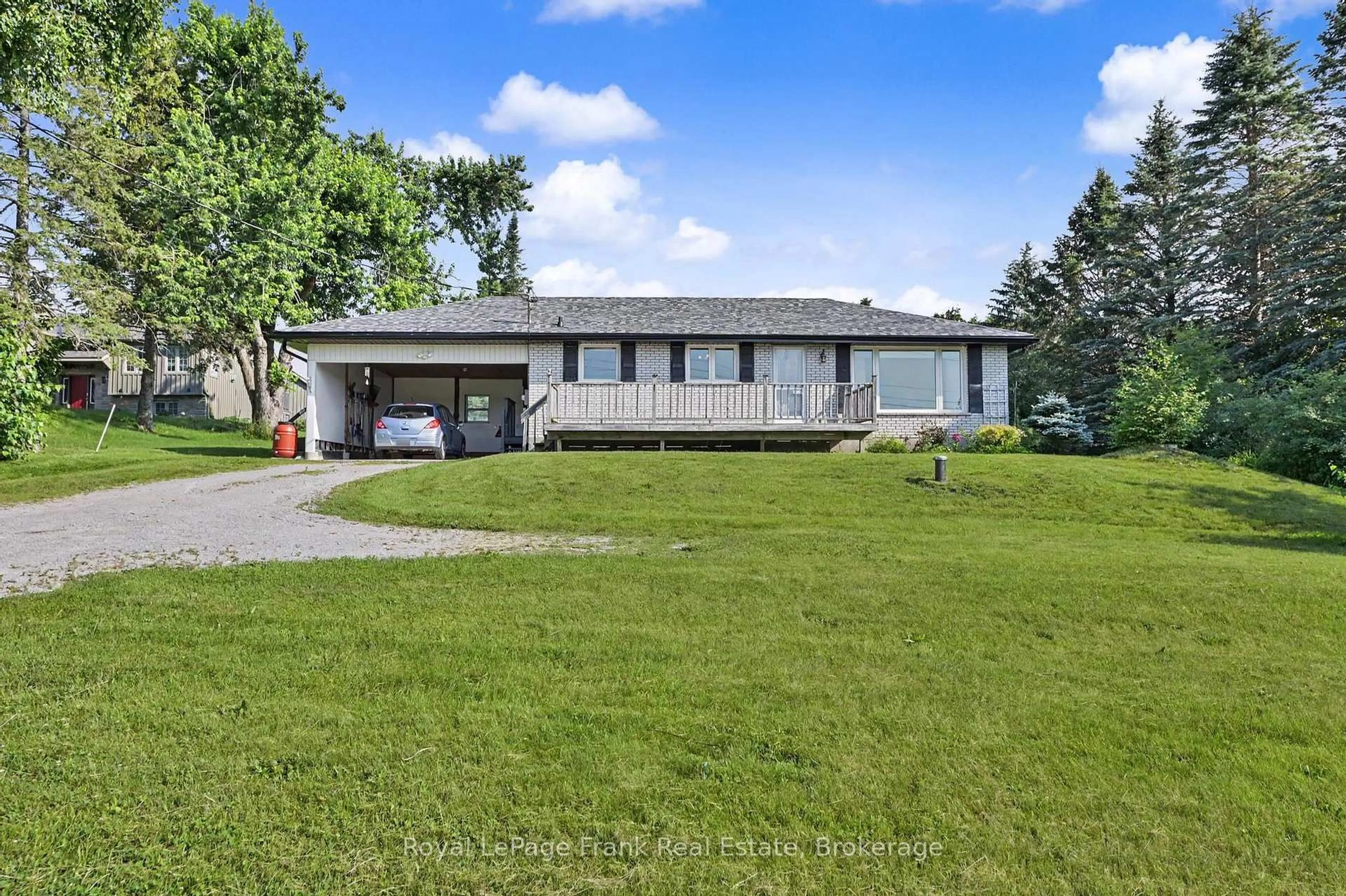 A pic from outside/outdoor area/front of a property/back of a property/a pic from drone, unknown for 1834 7th Line, Selwyn Ontario K9J 6X5