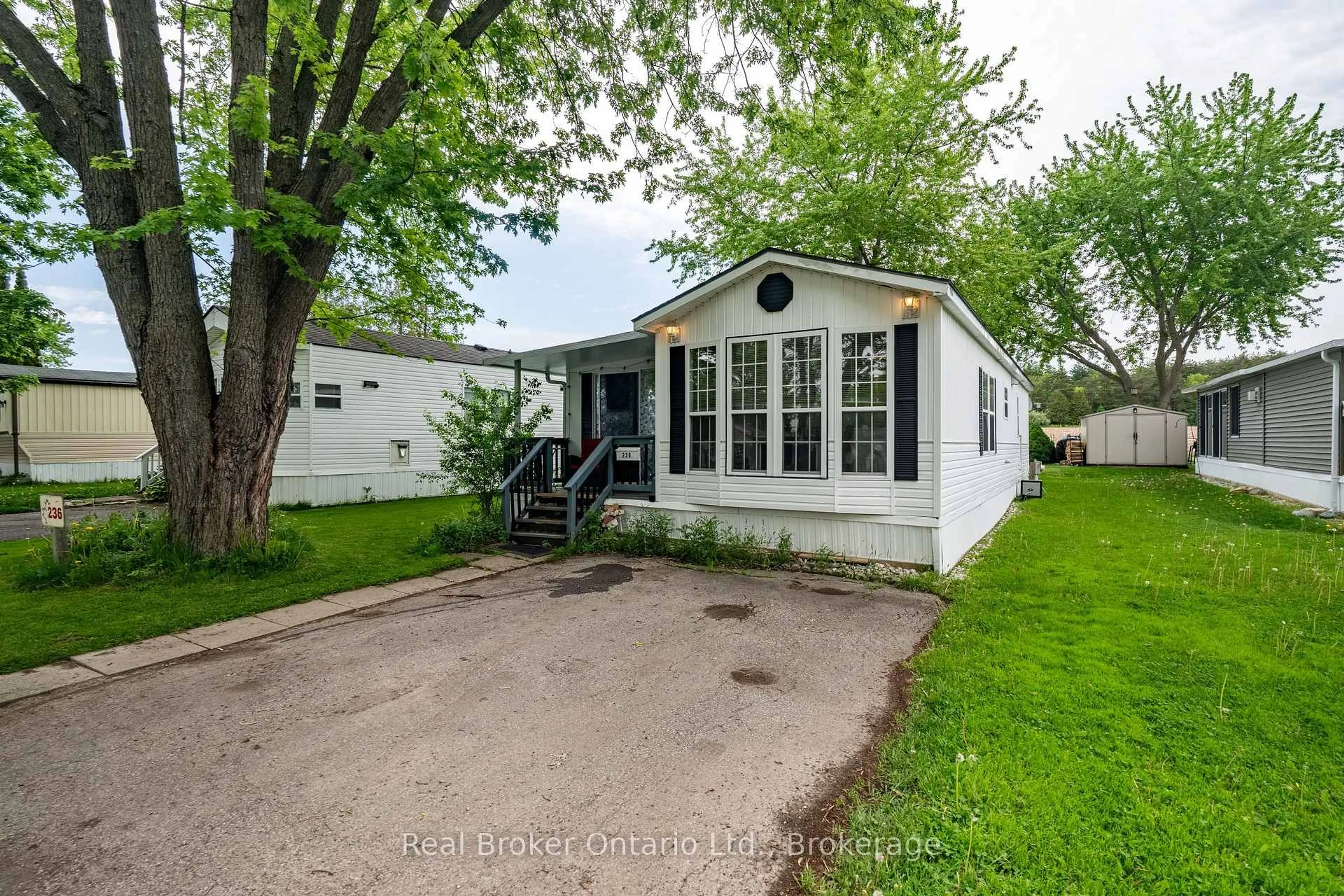 Unknown for 580 Beaver Creek Rd #236, Waterloo Ontario N2J 3Z4